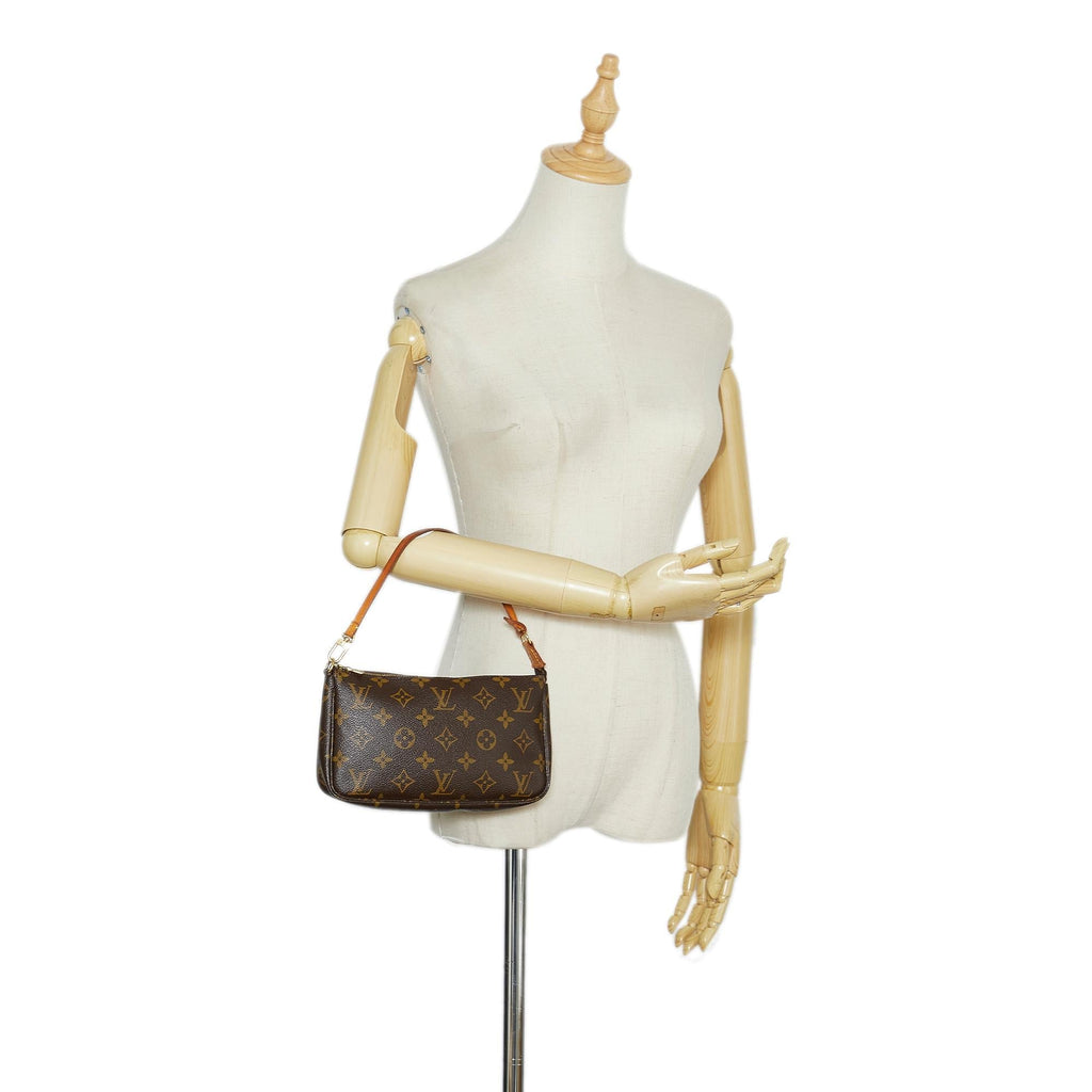 Louis Vuitton Monogram Pochette Accessoires (SHG-9mq2jg)