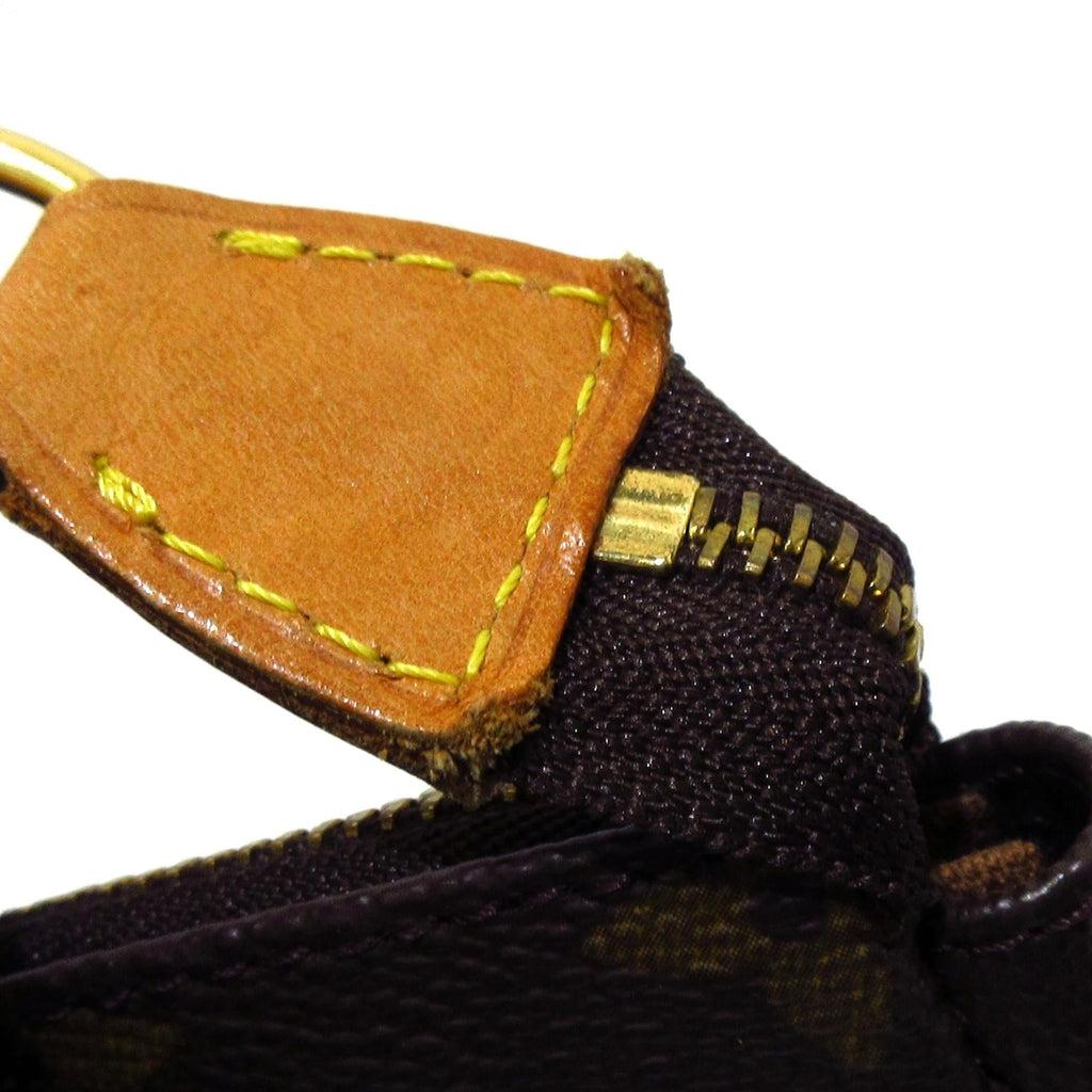 Louis Vuitton Monogram Pochette Accessoires (SHG-B5dfS0)