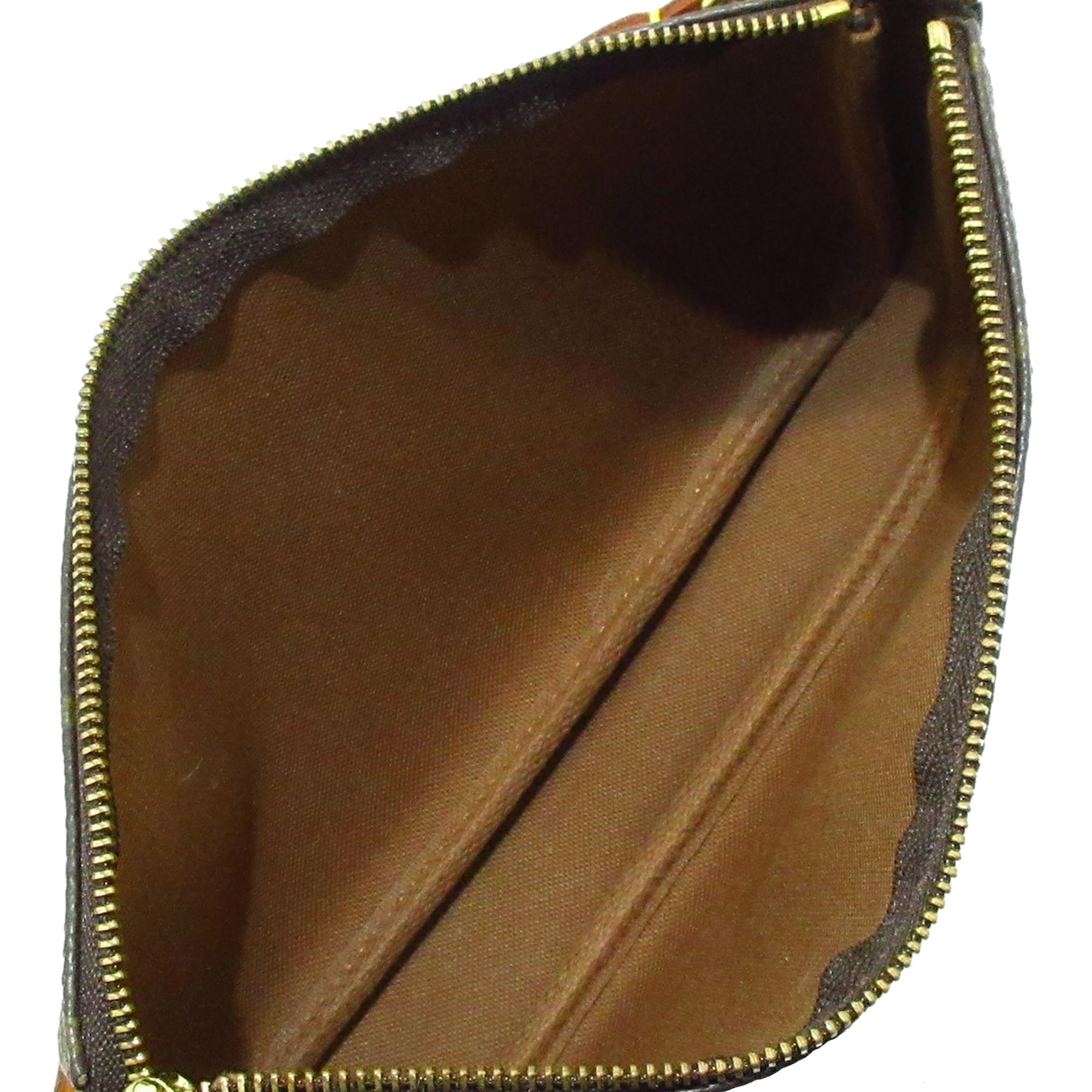 Louis Vuitton Monogram Pochette Accessoires (SHG-B5dfS0)