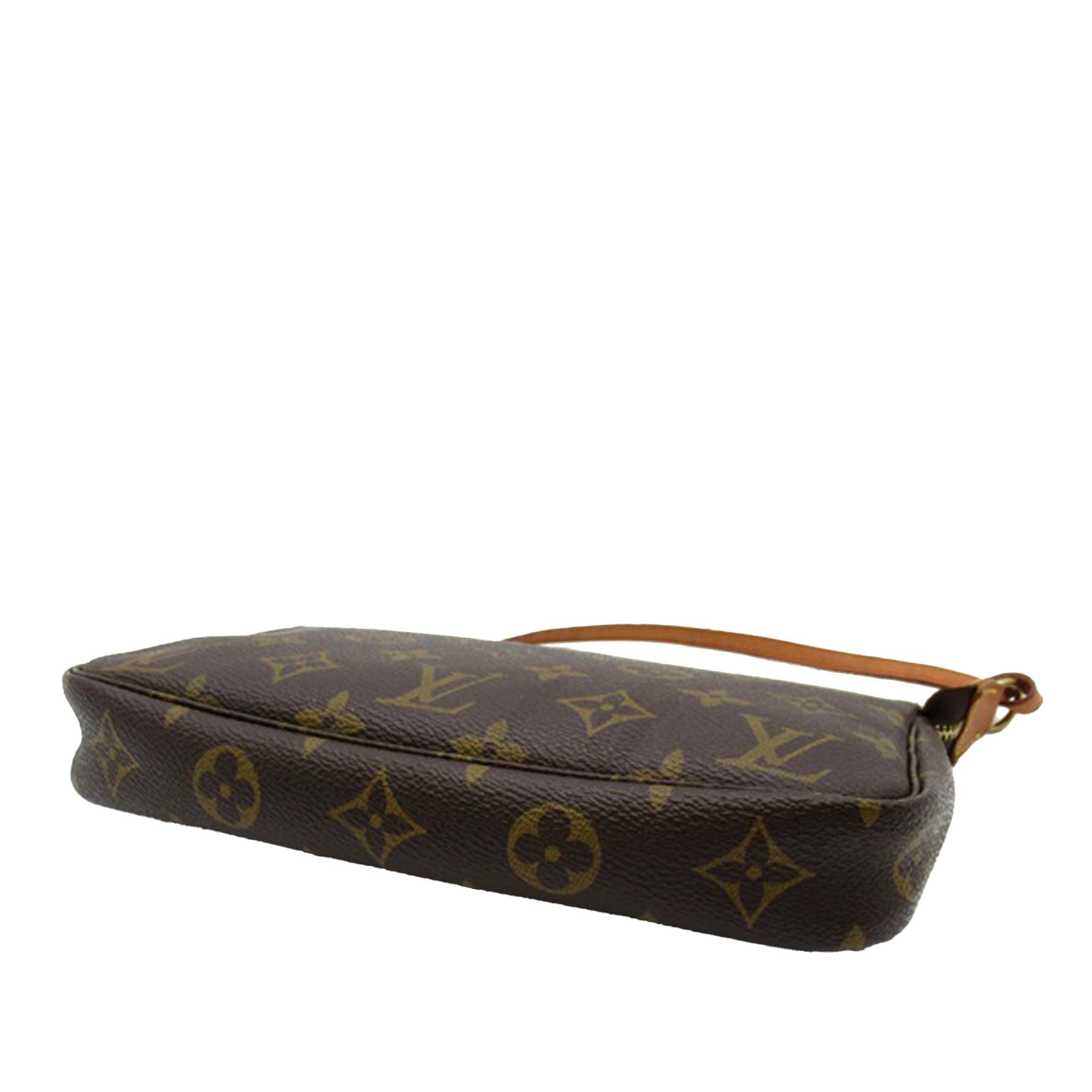 Louis Vuitton Monogram Pochette Accessoires (SHG-nKzJS3)