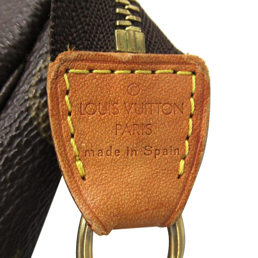 Louis Vuitton Monogram Pochette Accessoires (SHG-By1sjr)