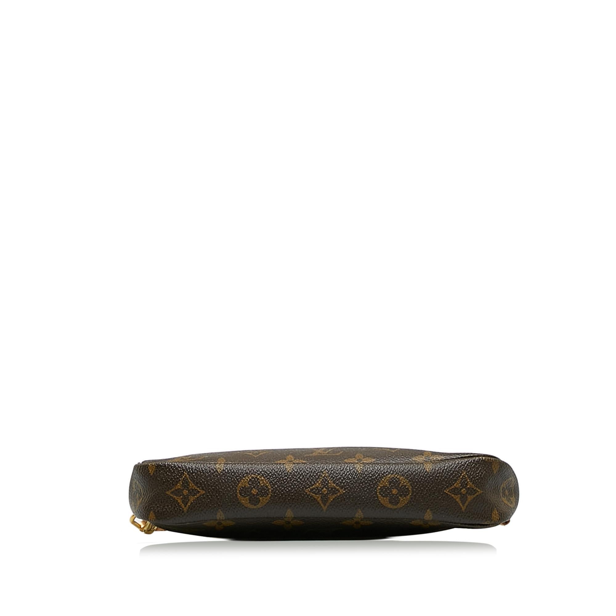 Louis Vuitton Monogram Pochette Accessoires (SHG-4lLrA8)