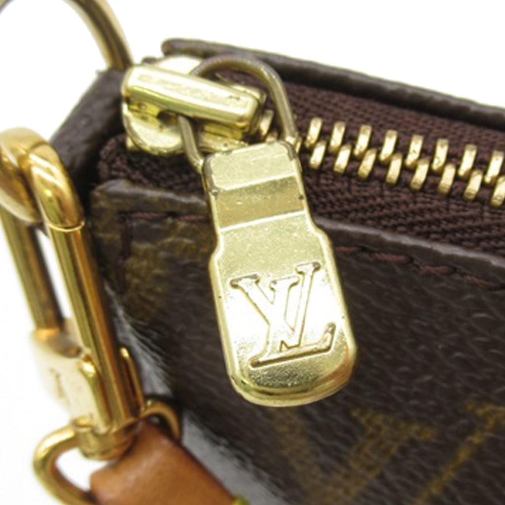 Louis Vuitton Monogram Pochette Accessoires (SHG-22PJ5n)