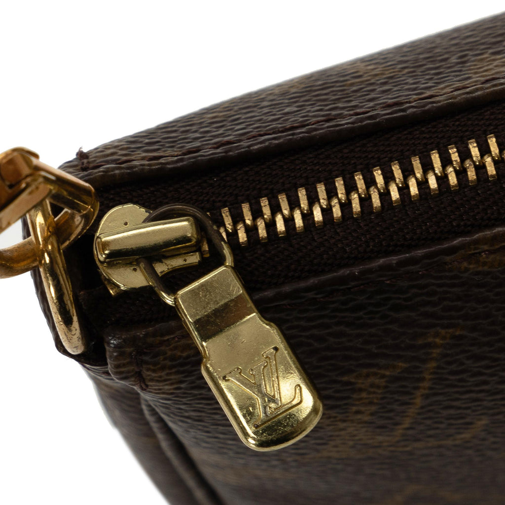 Louis Vuitton Monogram Pochette Accessoires (SHG-CBtg2j)
