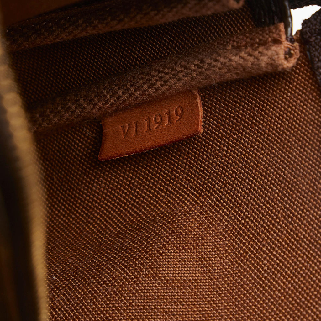 Louis Vuitton Monogram Pochette Accessoires (SHG-yf5PJ2)