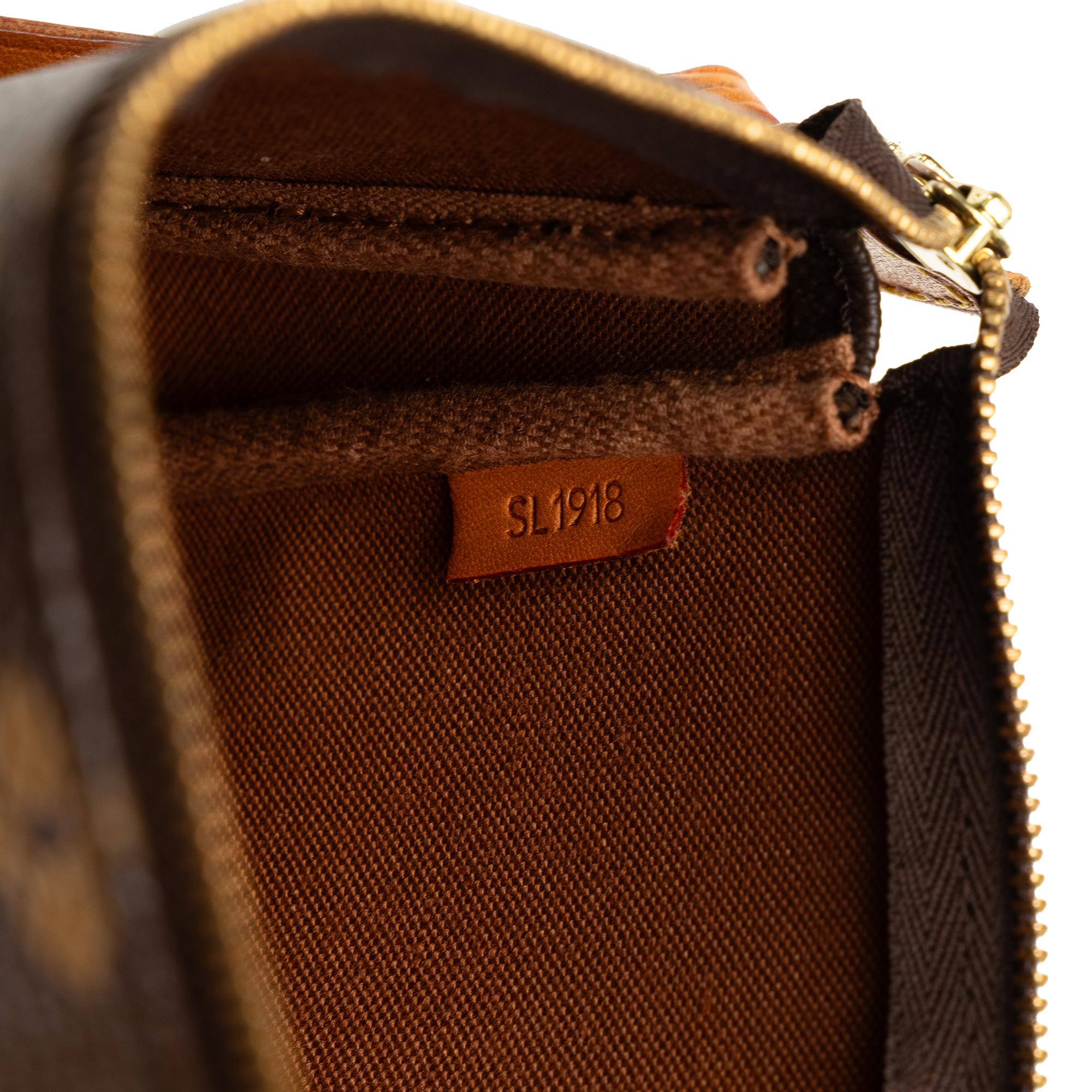 Louis Vuitton Monogram Pochette Accessoires (SHG-a3m0Np)