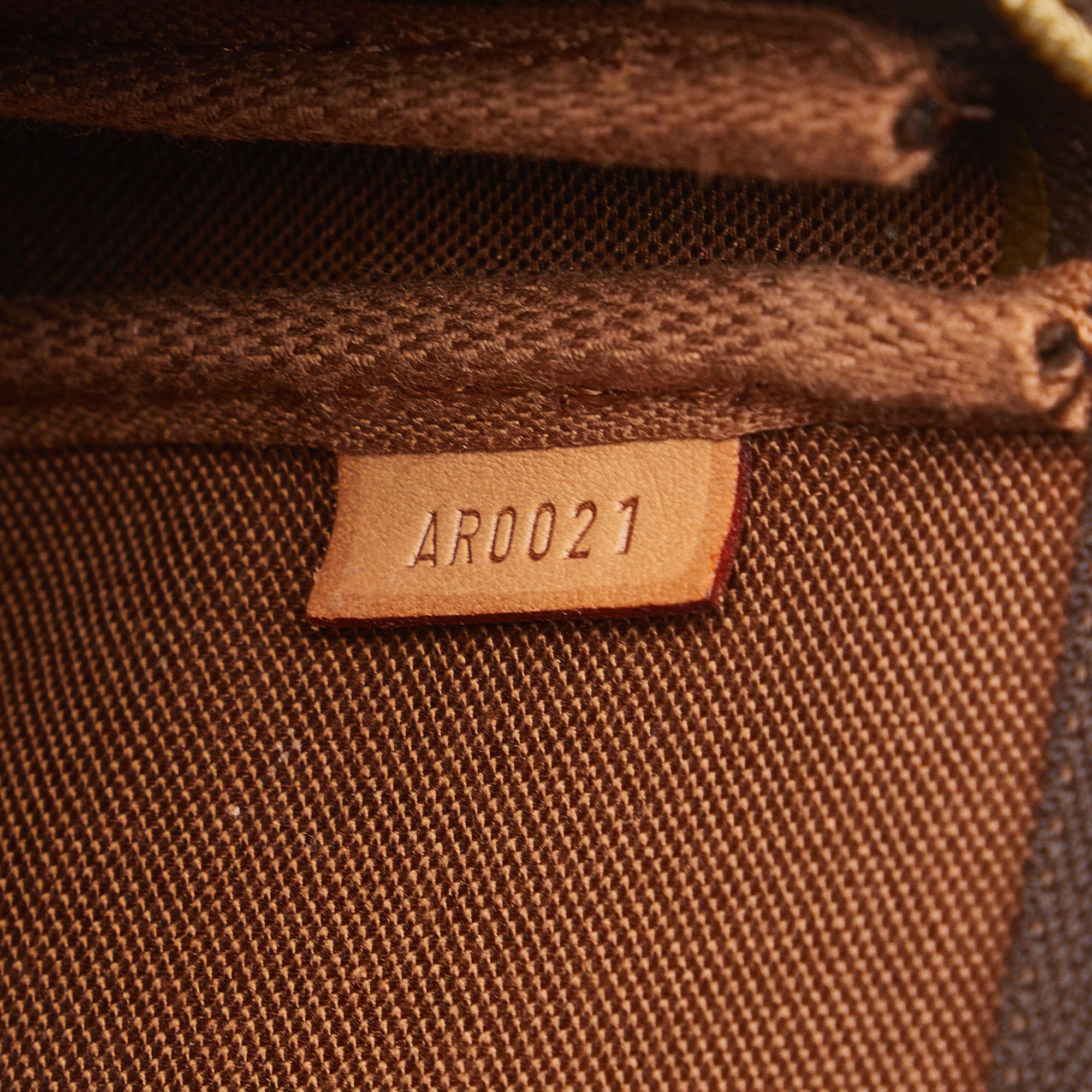Louis Vuitton Monogram Pochette Accessoires (SHG-HtRbJA)