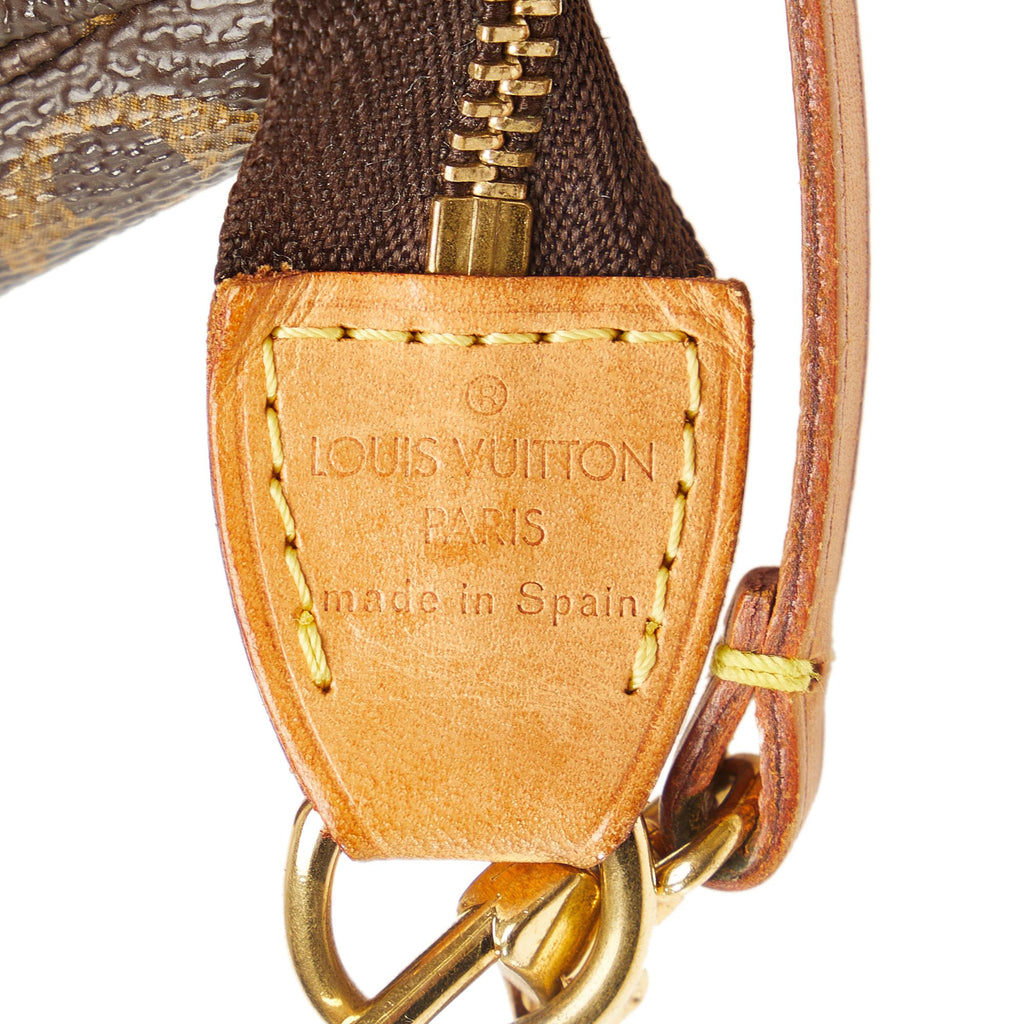 Louis Vuitton Monogram Pochette Accessoires (SHG-1maarm)