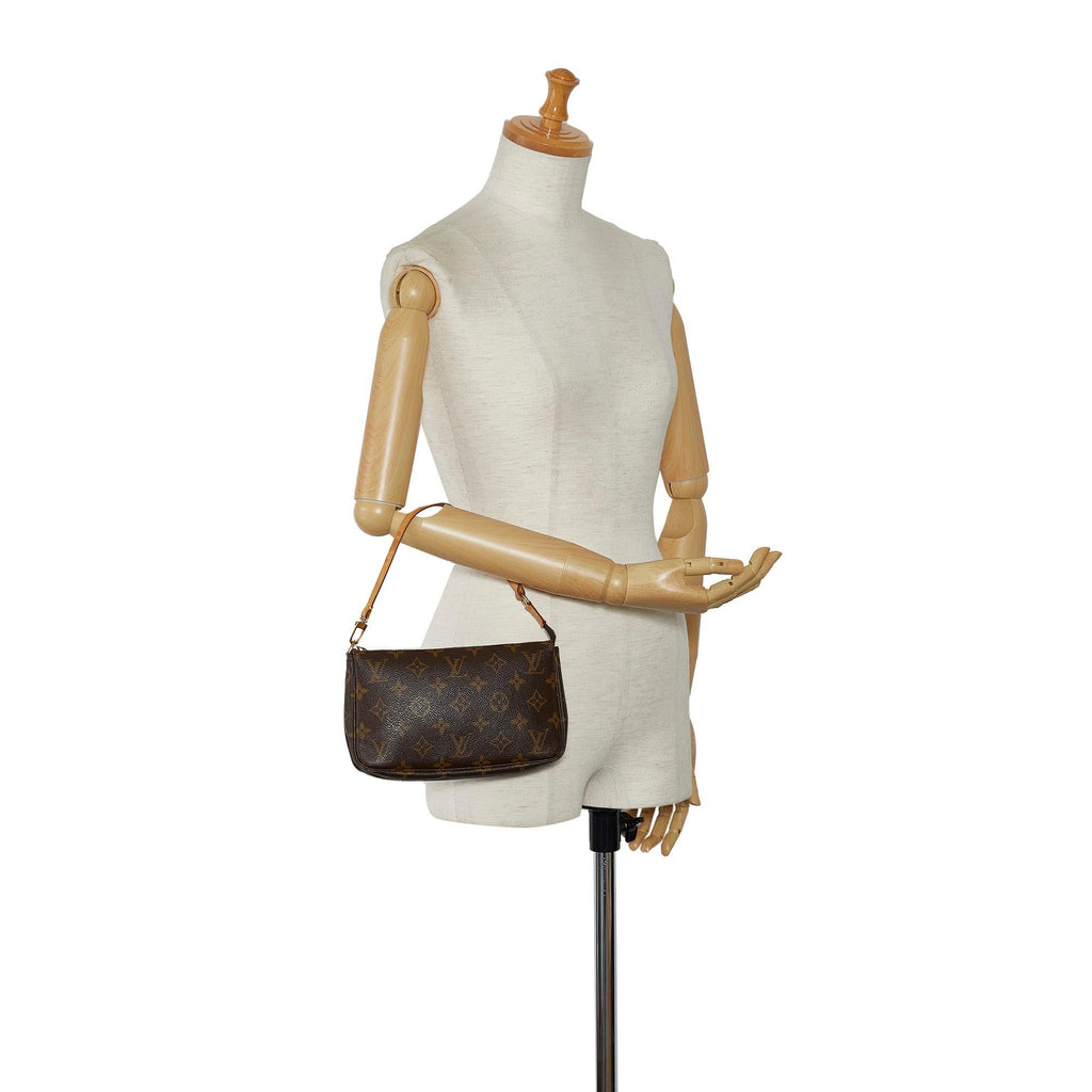 Louis Vuitton Monogram Pochette Accessoires (SHG-anSaeR)