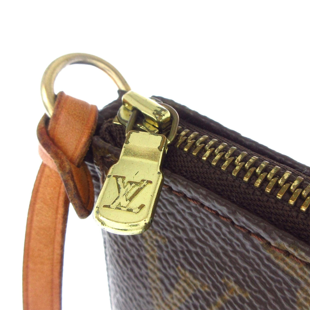 Louis Vuitton Monogram Pochette Accessoires (SHG-c6AuaR)