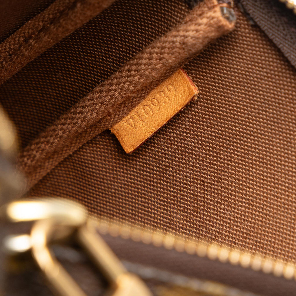 Louis Vuitton Monogram Pochette Accessoires (SHG-9yo83b)