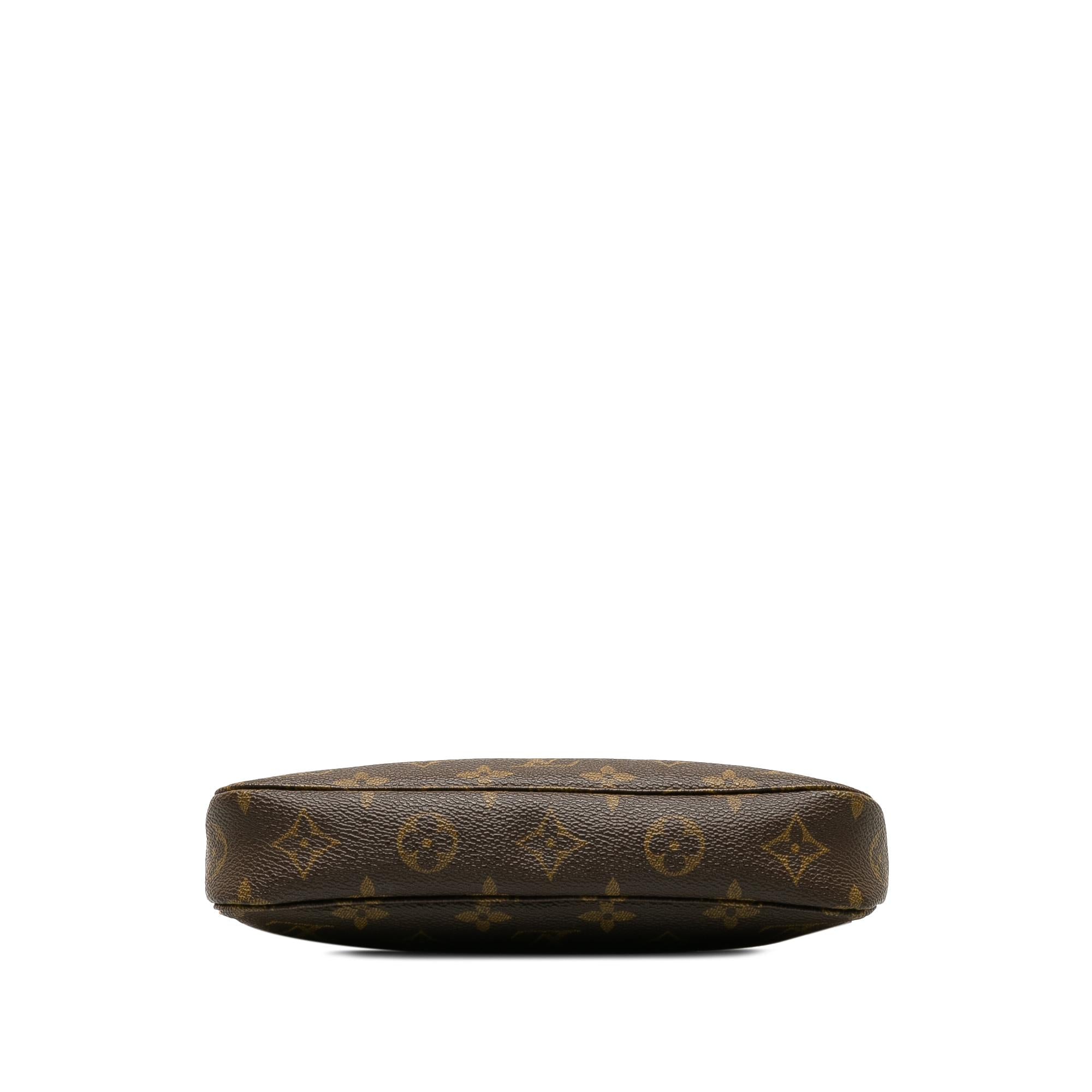 Louis Vuitton Monogram Pochette Accessoires (SHG-dTyLEq)