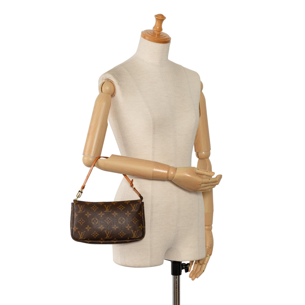 Louis Vuitton Monogram Pochette Accessoires (SHG-oRIWFE)