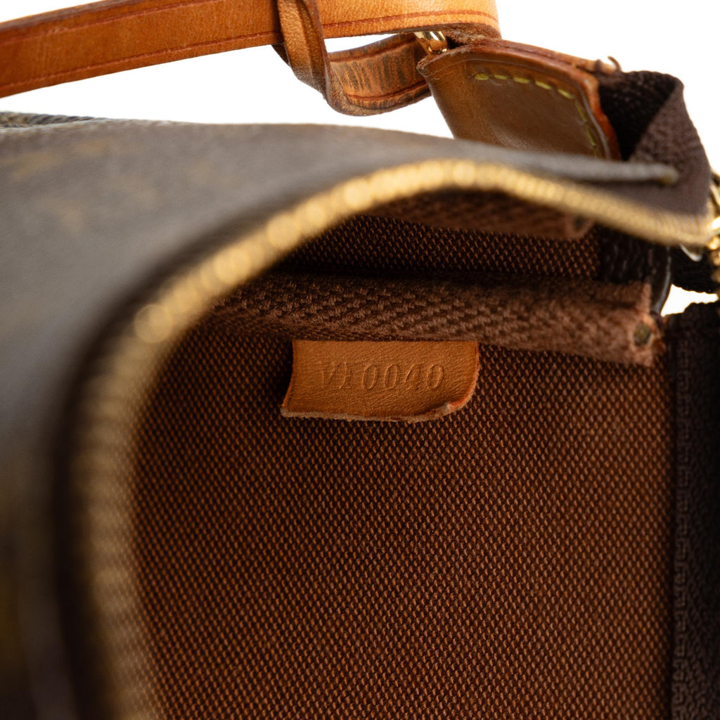 Louis Vuitton Monogram Pochette Accessoires (SHG-WHHqEW)