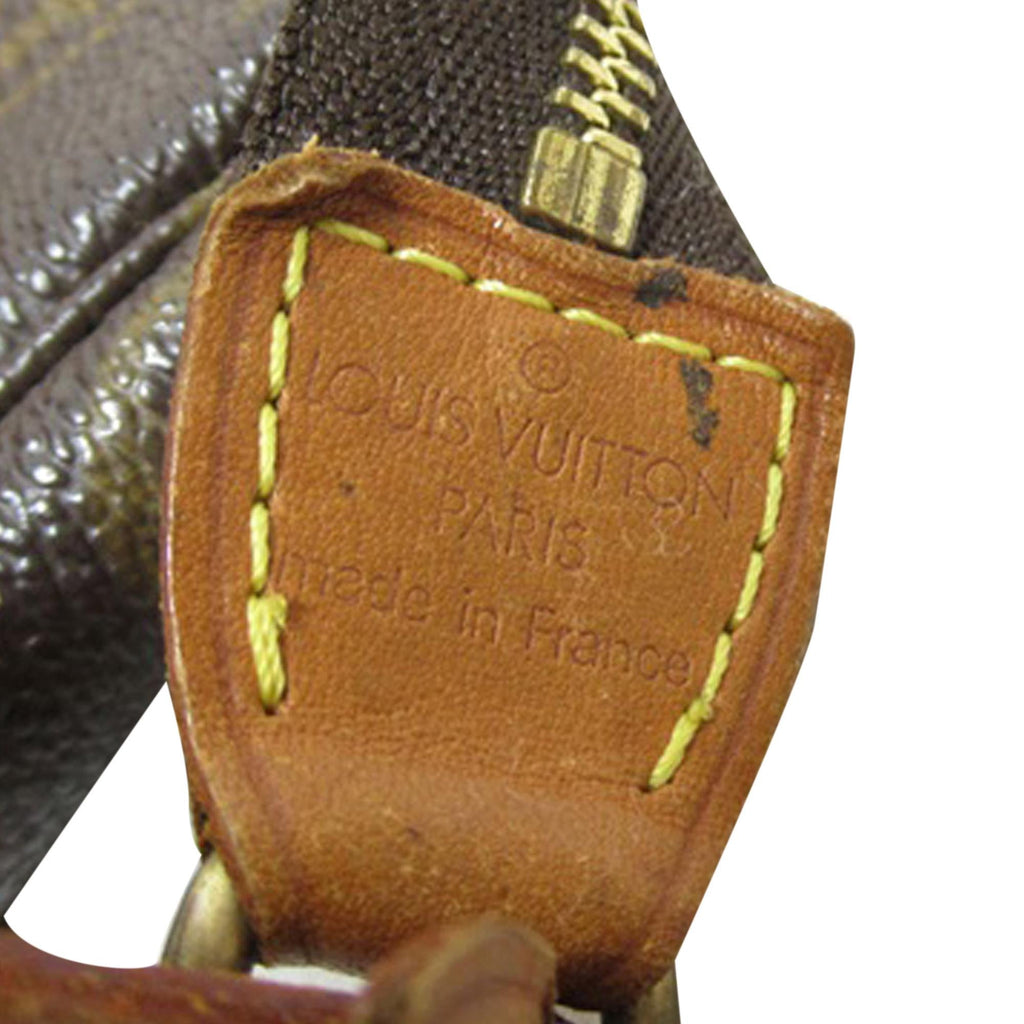 Louis Vuitton Monogram Pochette Accessoires (SHG-uVwU7Z)