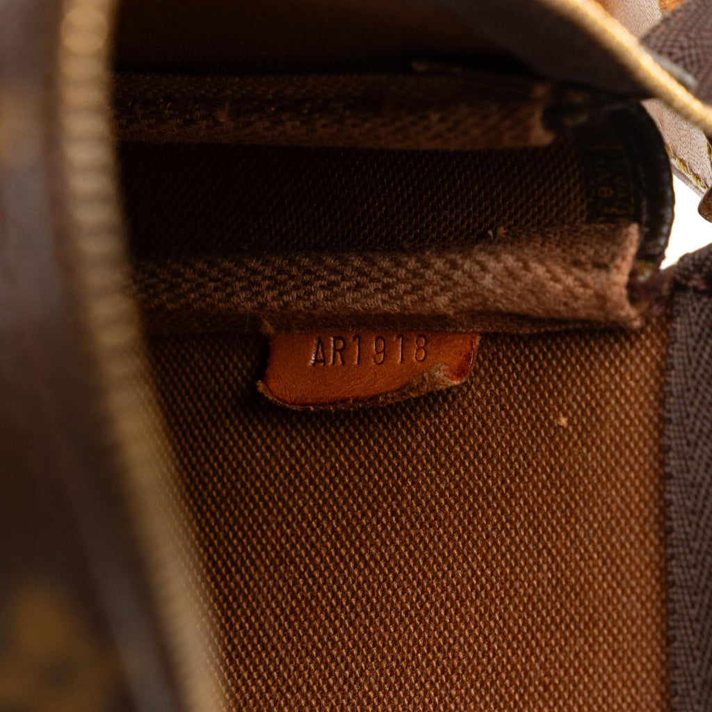Louis Vuitton Monogram Pochette Accessoires (SHG-yTI3tu)