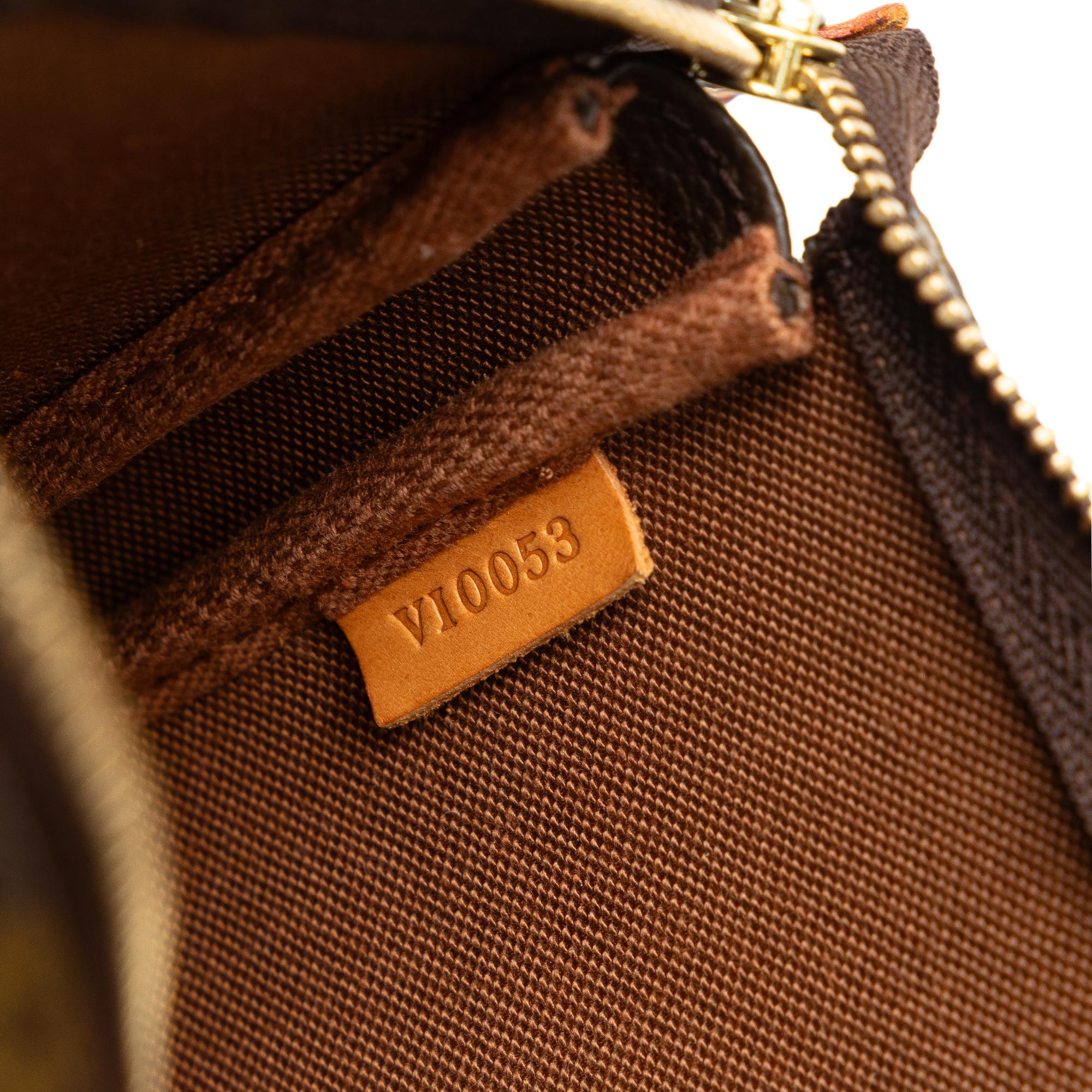 Louis Vuitton Monogram Pochette Accessoires (SHG-XpPPzZ)