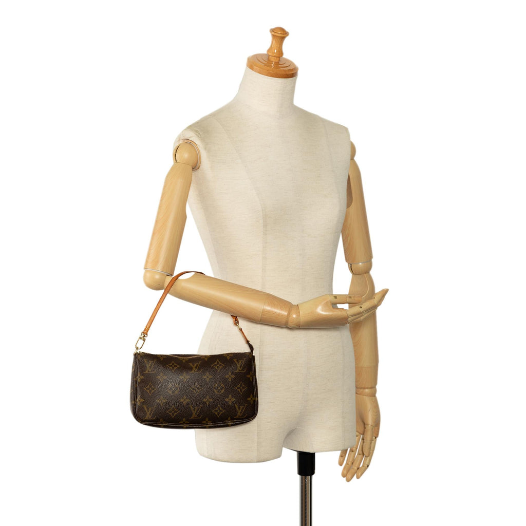 Louis Vuitton Monogram Pochette Accessoires (SHG-XpPPzZ)