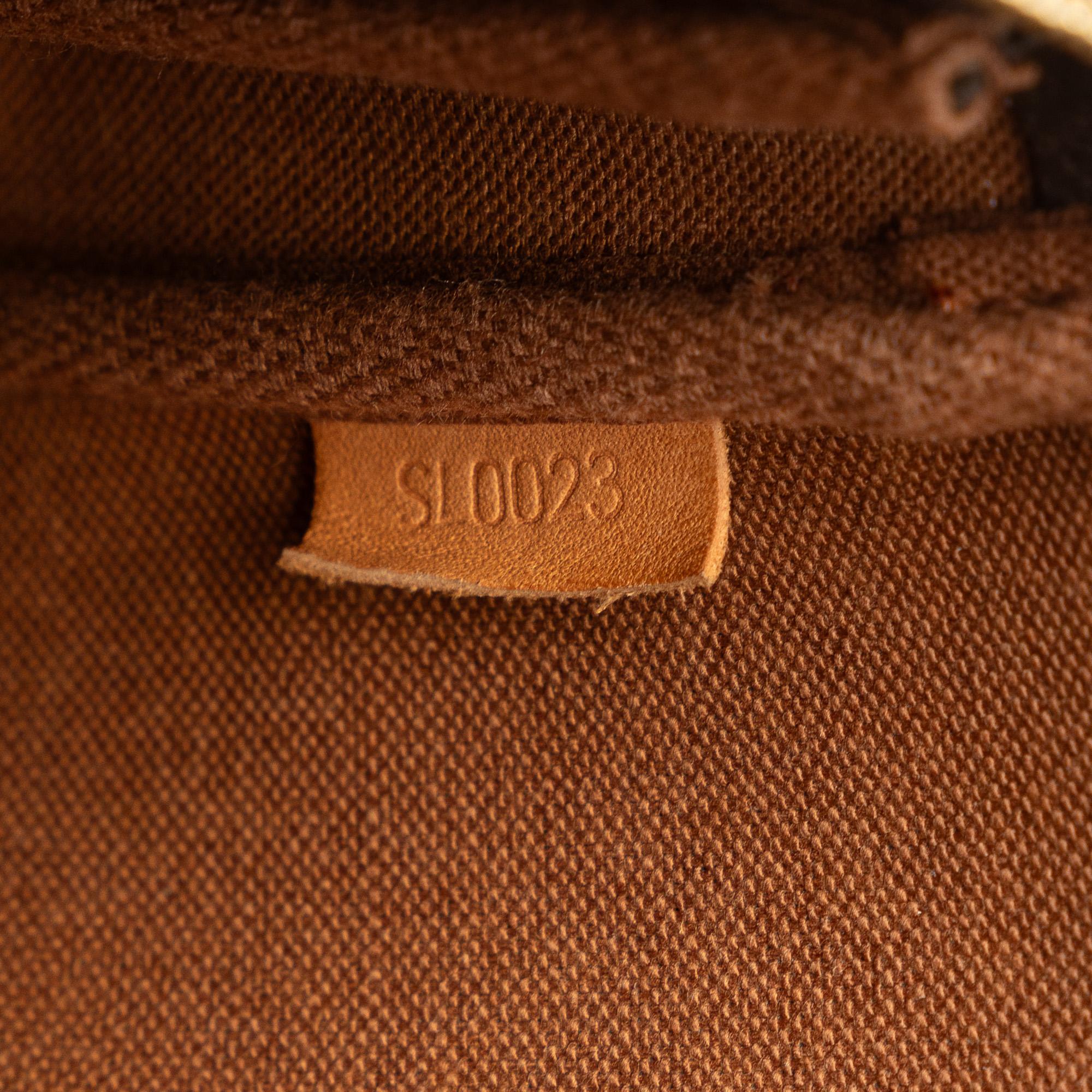 Louis Vuitton Monogram Pochette Accessoires (SHG-QzJczg)