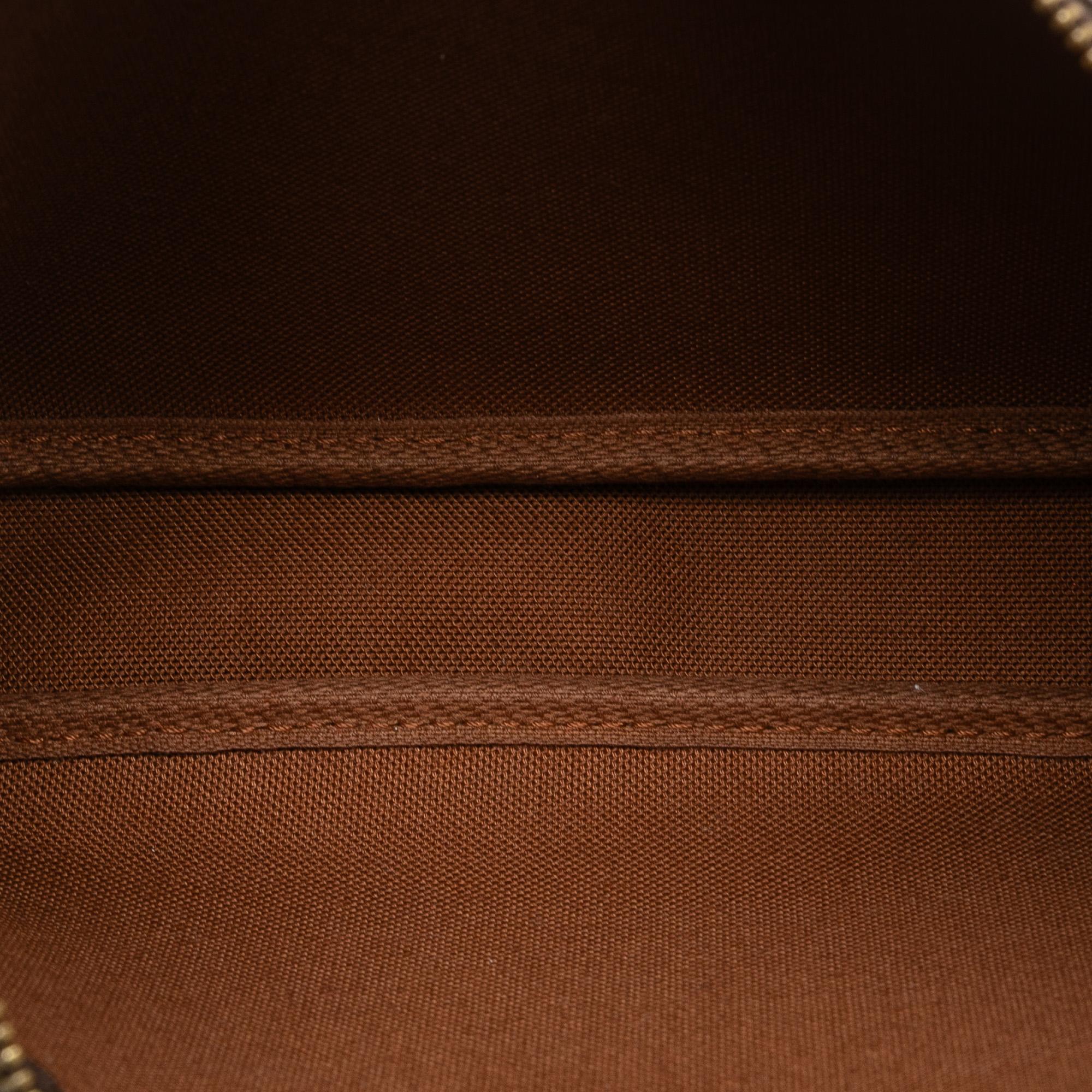 Louis Vuitton Monogram Pochette Accessoires (SHG-e5AN0S)