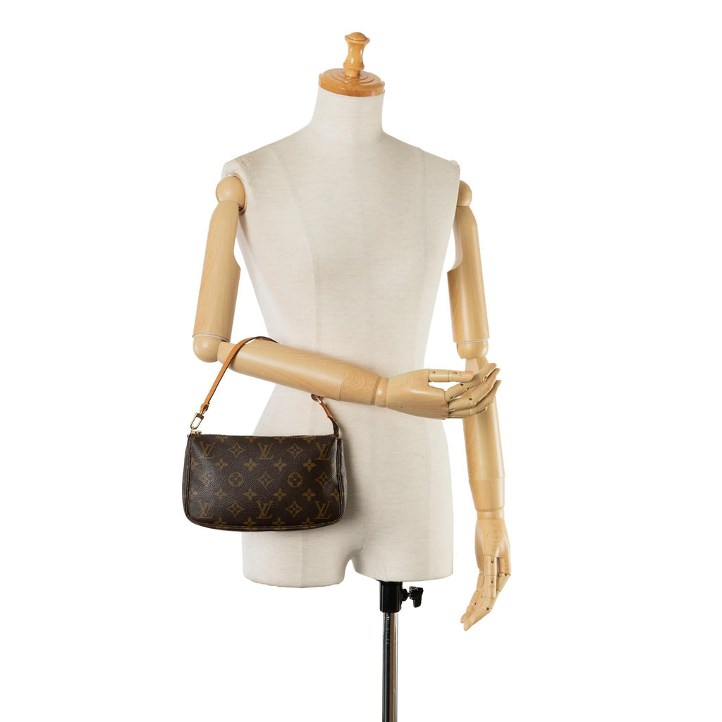 Louis Vuitton Monogram Pochette Accessoires (SHG-e5AN0S)