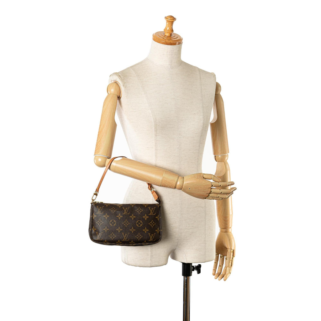 Louis Vuitton Monogram Pochette Accessoires (SHG-aO1P6S)