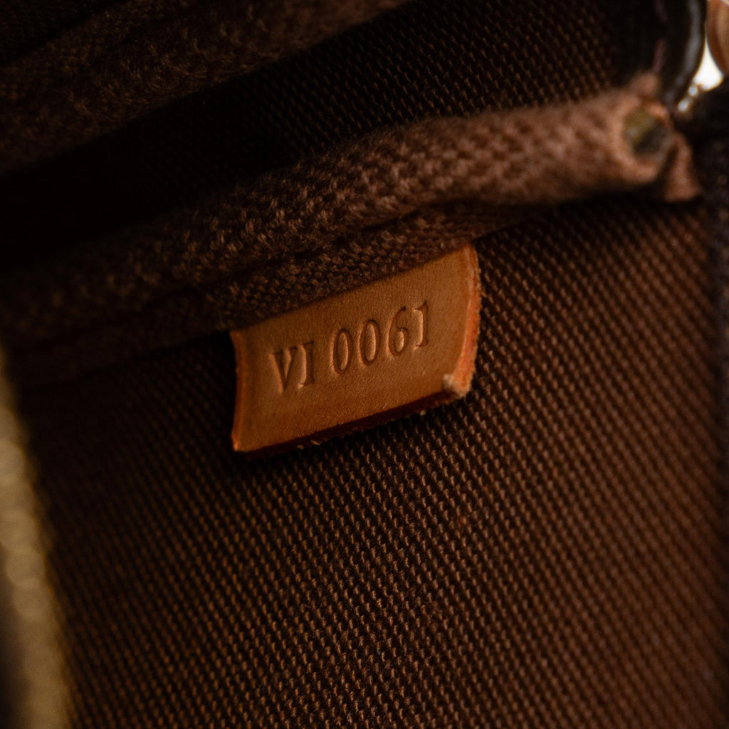 Louis Vuitton Monogram Pochette Accessoires (SHG-iU5wim)