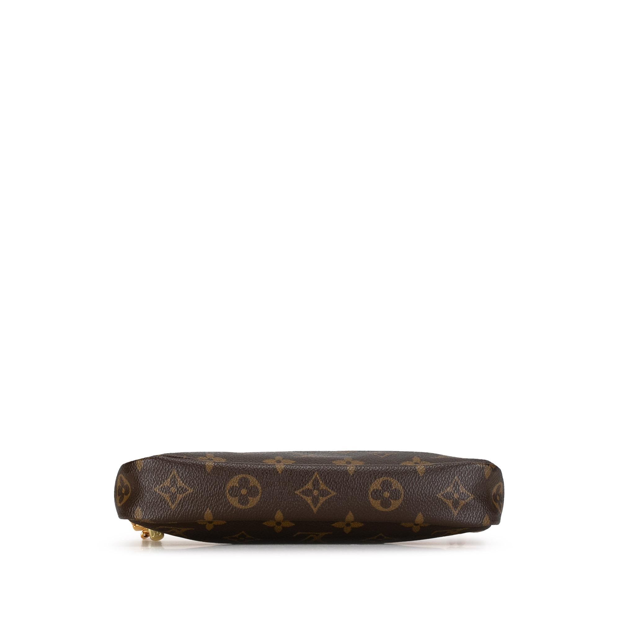 Louis Vuitton Monogram Pochette Accessoires (SHG-qDgMer)