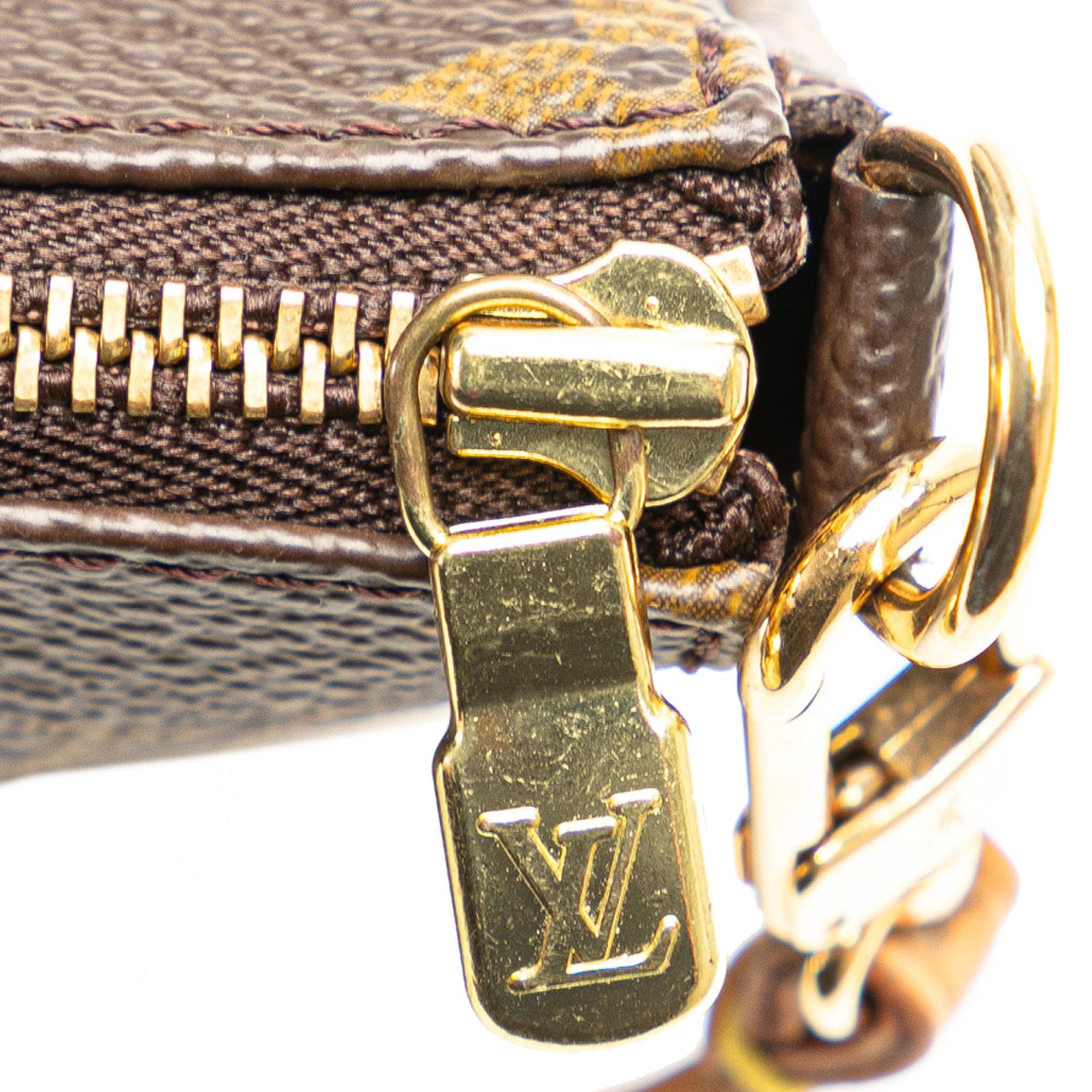 Louis Vuitton Monogram Pochette Accessoires (SHG-qDgMer)