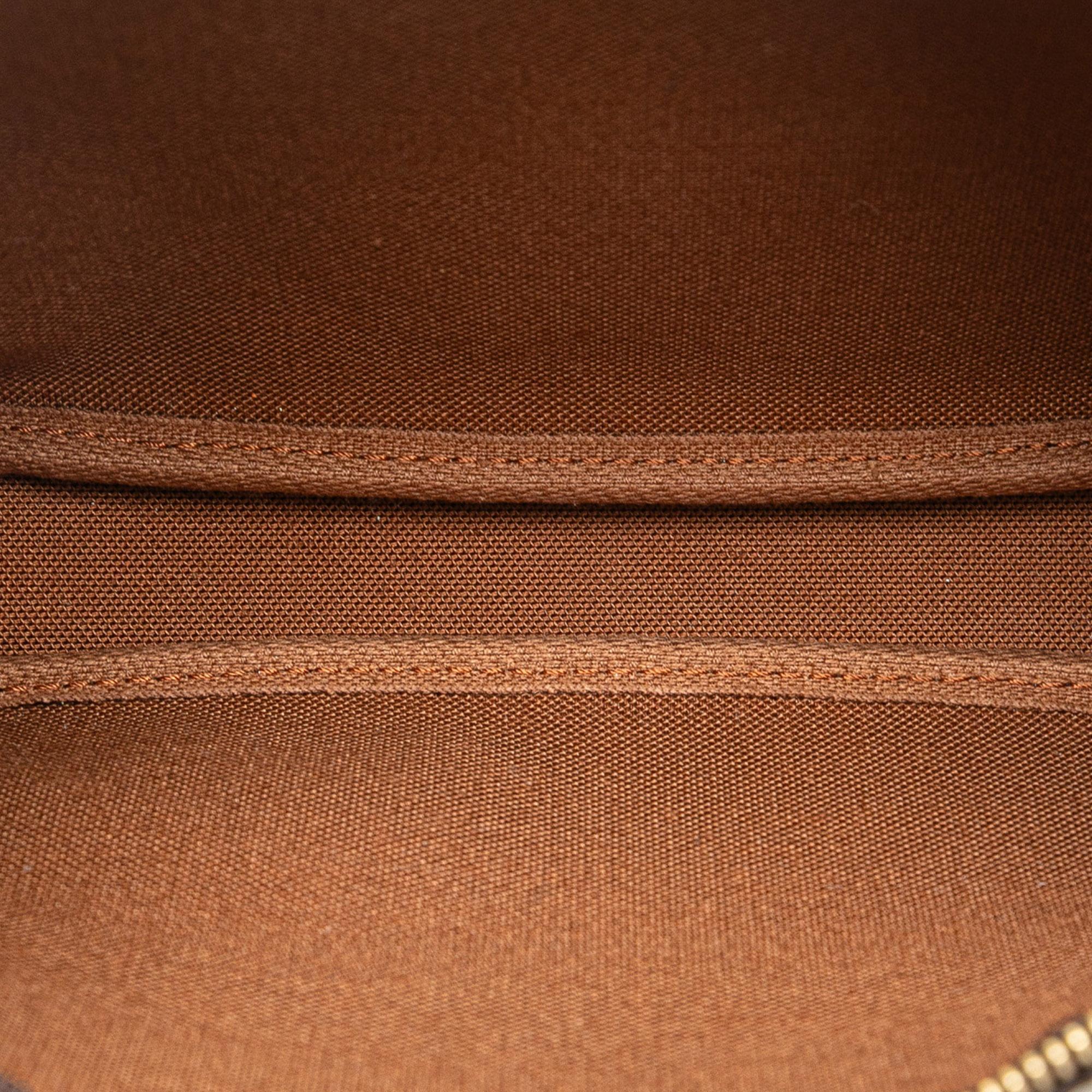 Louis Vuitton Monogram Pochette Accessoires (SHG-qDgMer)