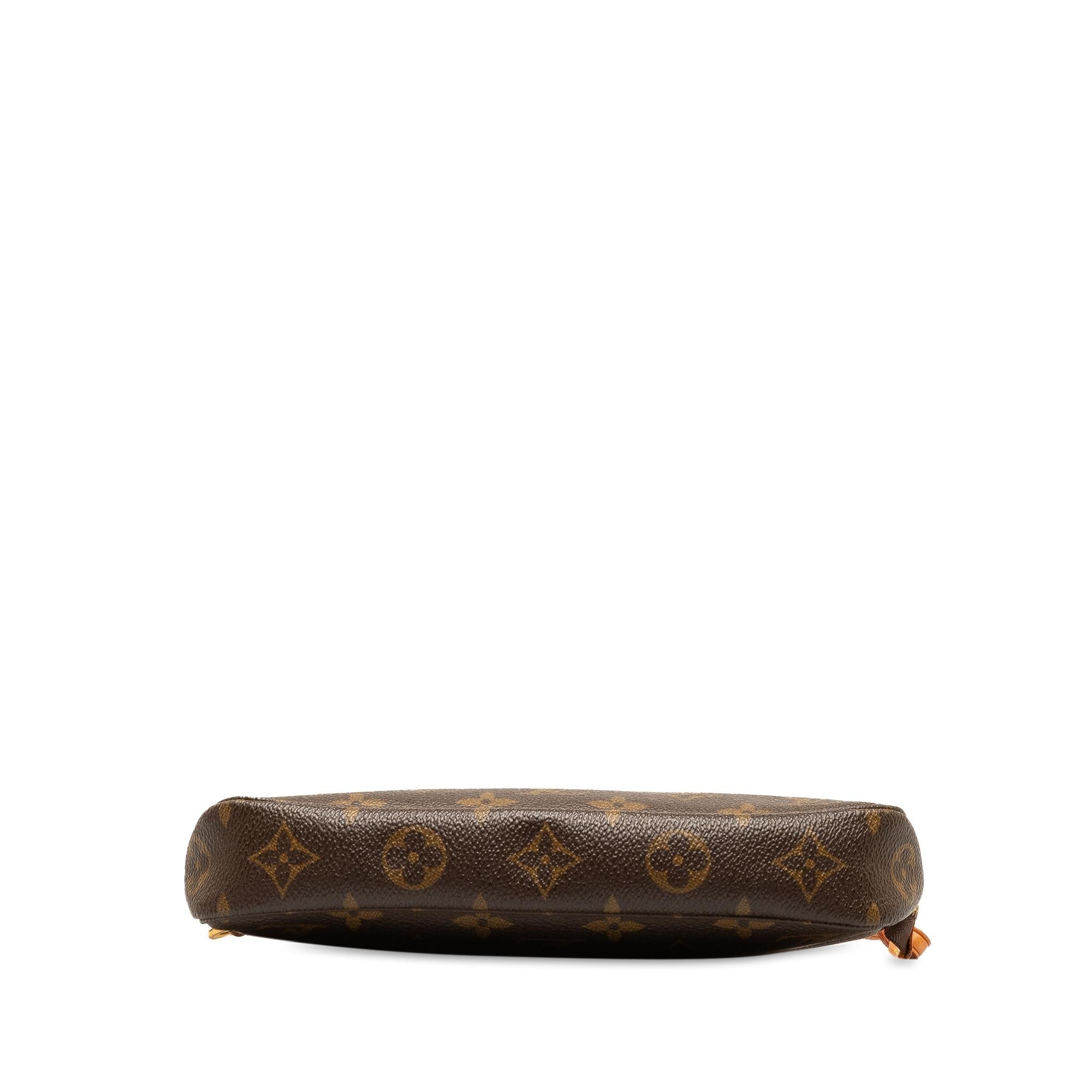 Louis Vuitton Monogram Pochette Accessoires (SHG-iKUEkF)
