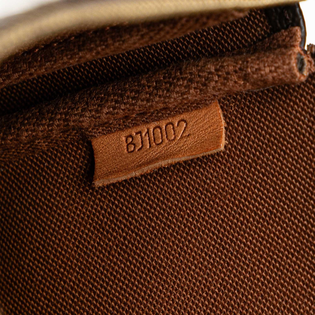 Louis Vuitton Monogram Pochette Accessoires (SHG-y0jcsj)