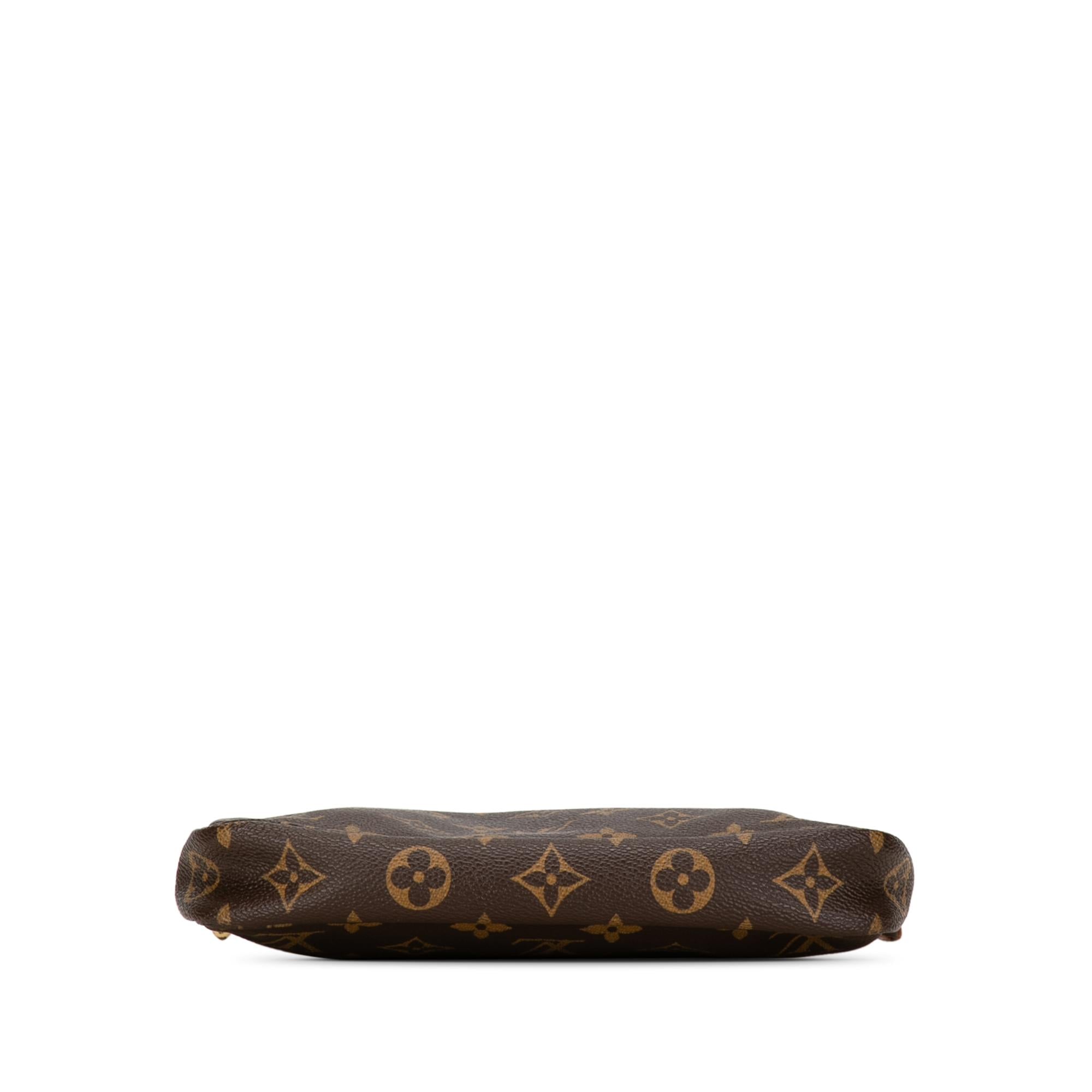 Louis Vuitton Monogram Pochette Accessoires (SHG-3wqz2S)
