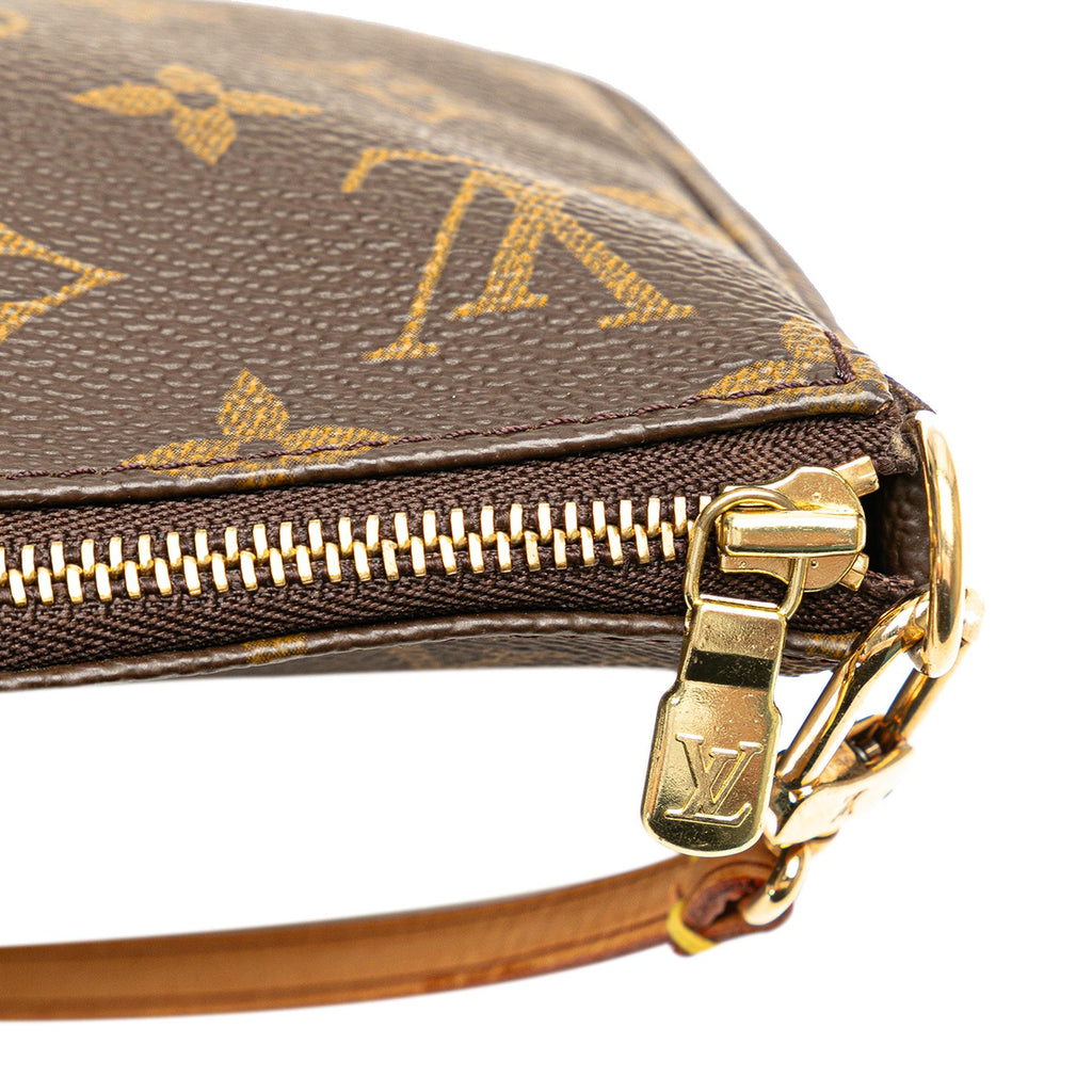 Louis Vuitton Monogram Pochette Accessoires (SHG-wc506E)