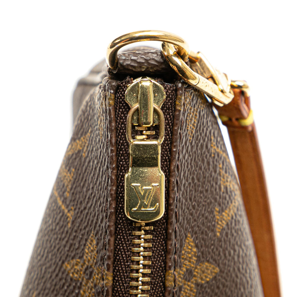 Louis Vuitton Monogram Pochette Accessoires (SHG-zLgkRQ)