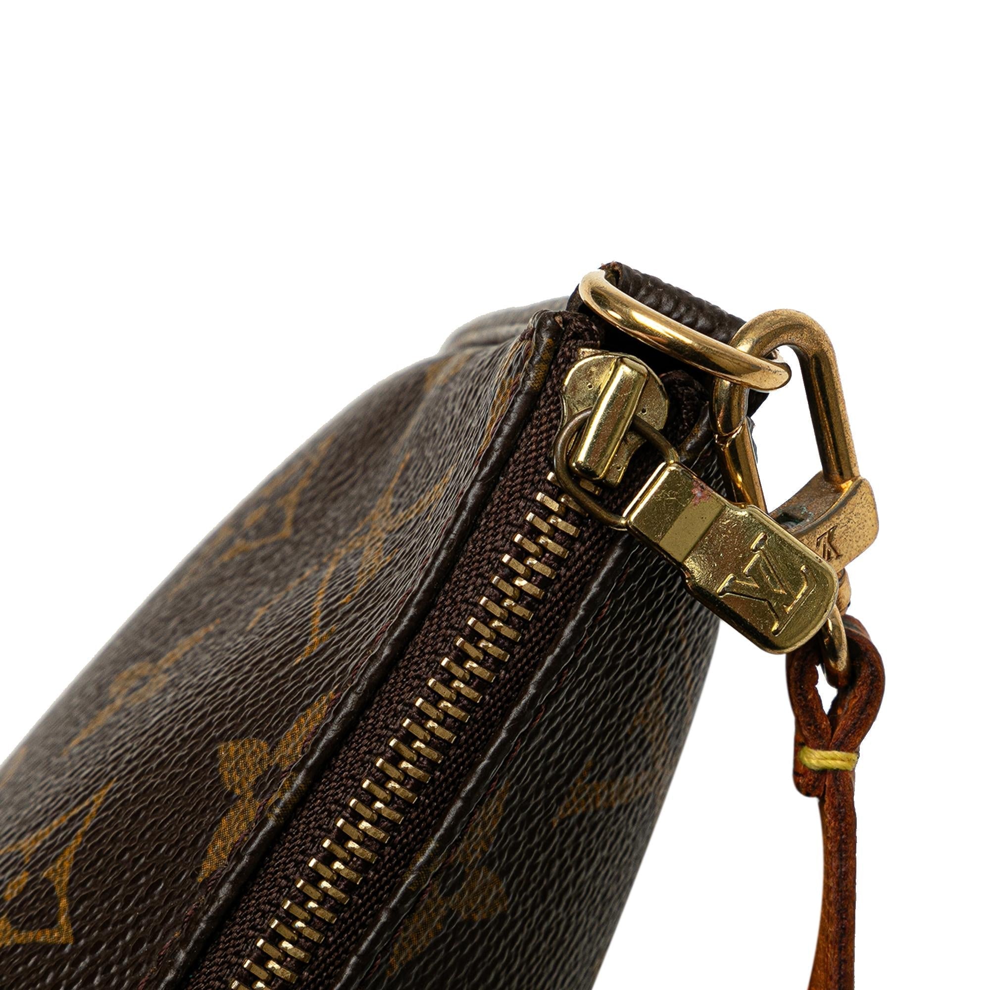 Louis Vuitton Monogram Pochette Accessoires (SHG-3bz4jD)