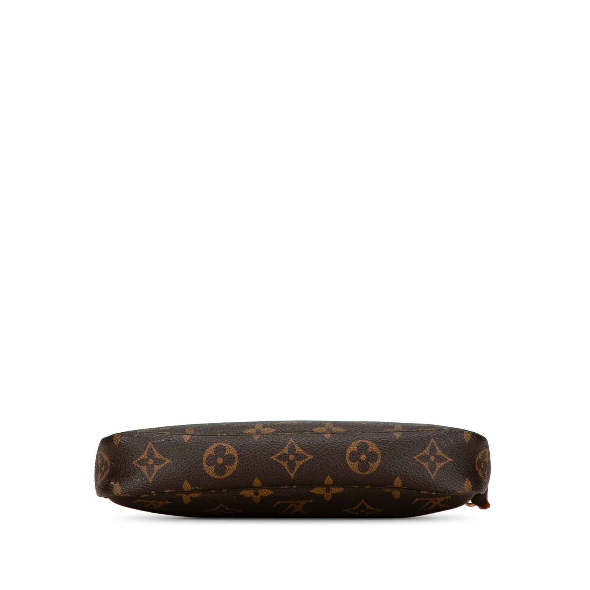 Louis Vuitton Monogram Pochette Accessoires (SHG-HGC3gG)