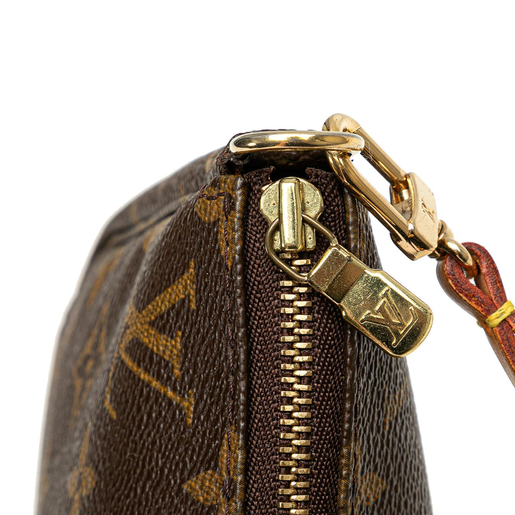 Louis Vuitton Monogram Pochette Accessoires (SHG-6zzg9S)