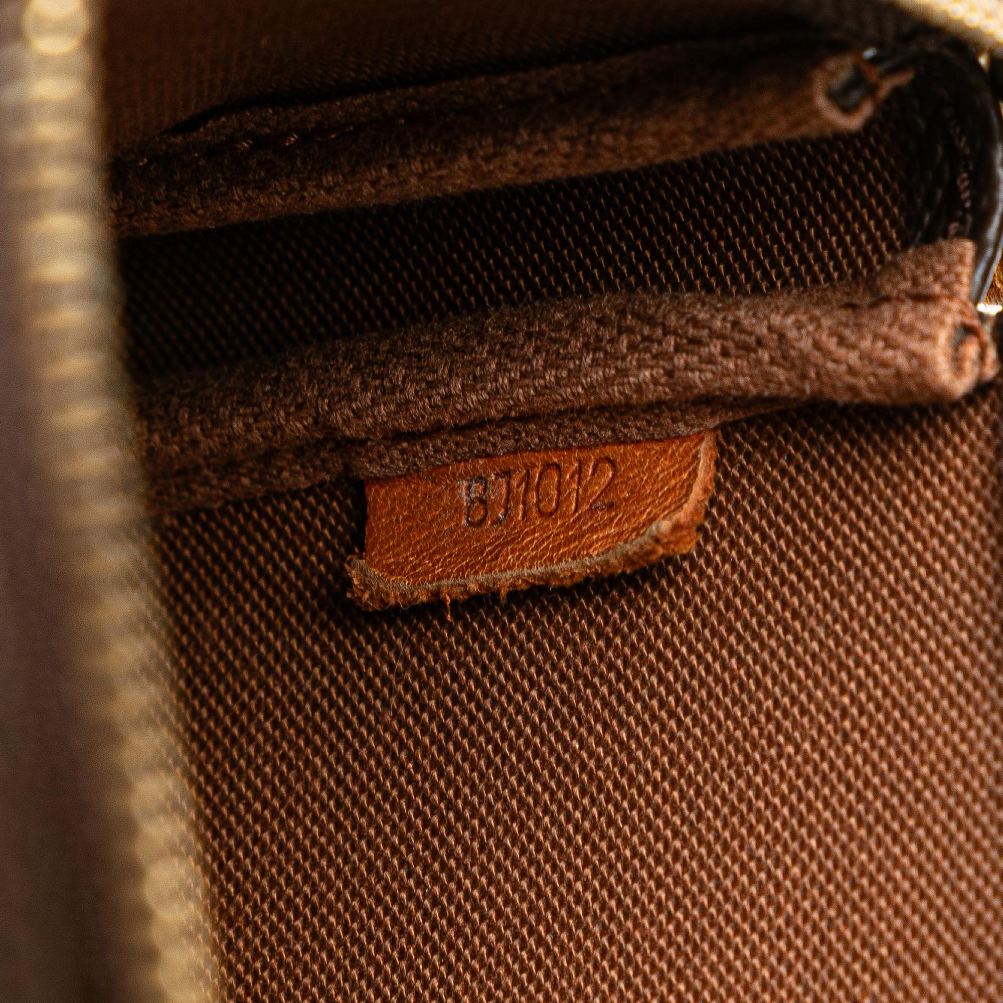 Louis Vuitton Monogram Pochette Accessoires (SHG-JzbfT7)