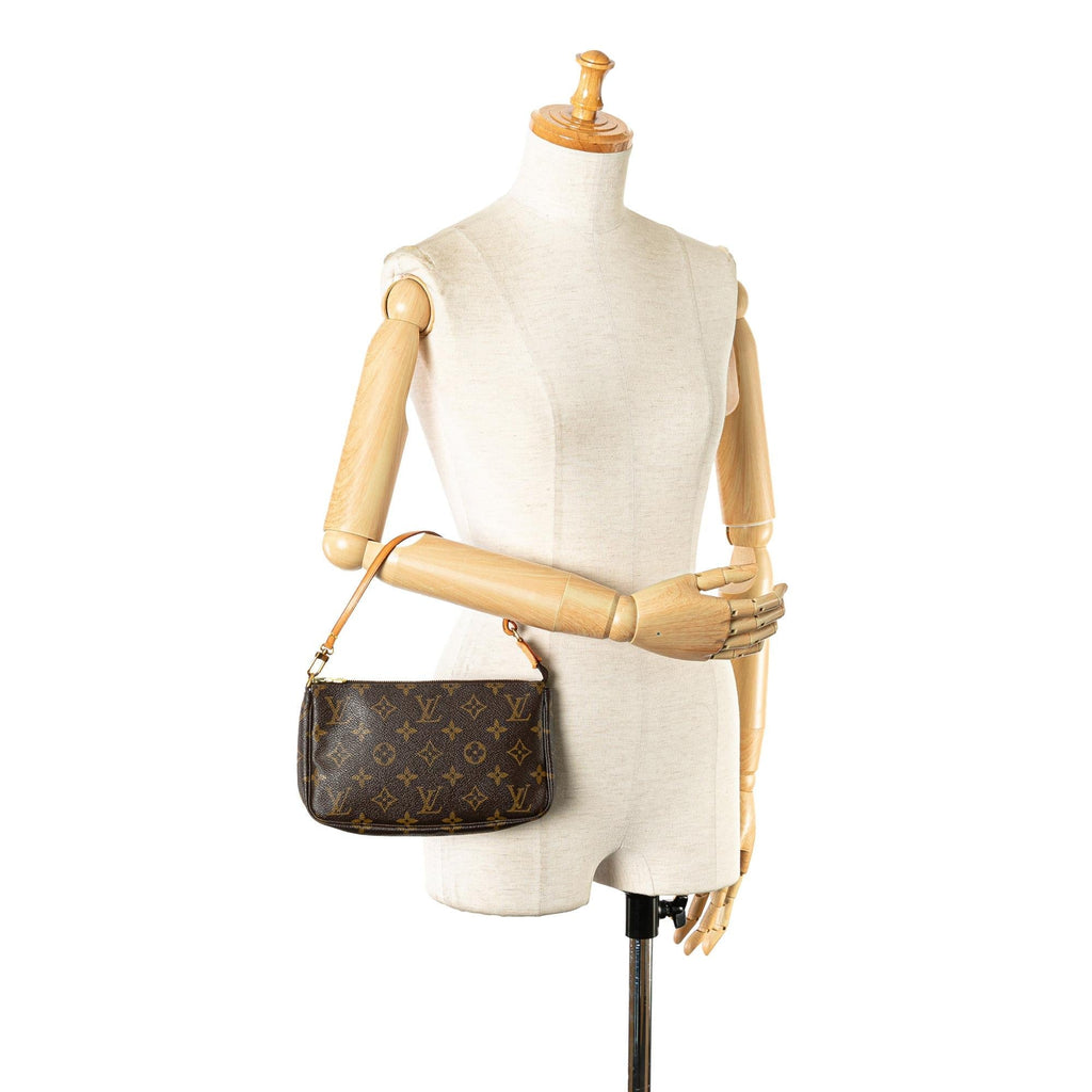 Louis Vuitton Monogram Pochette Accessoires (SHG-PrCjfI)