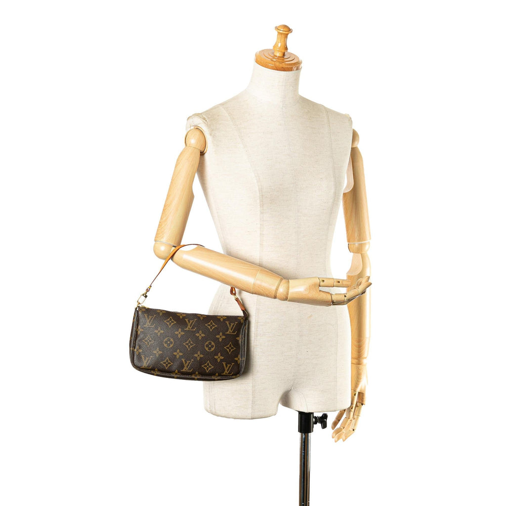 Louis Vuitton Monogram Pochette Accessoires (SHG-uMAfBX)