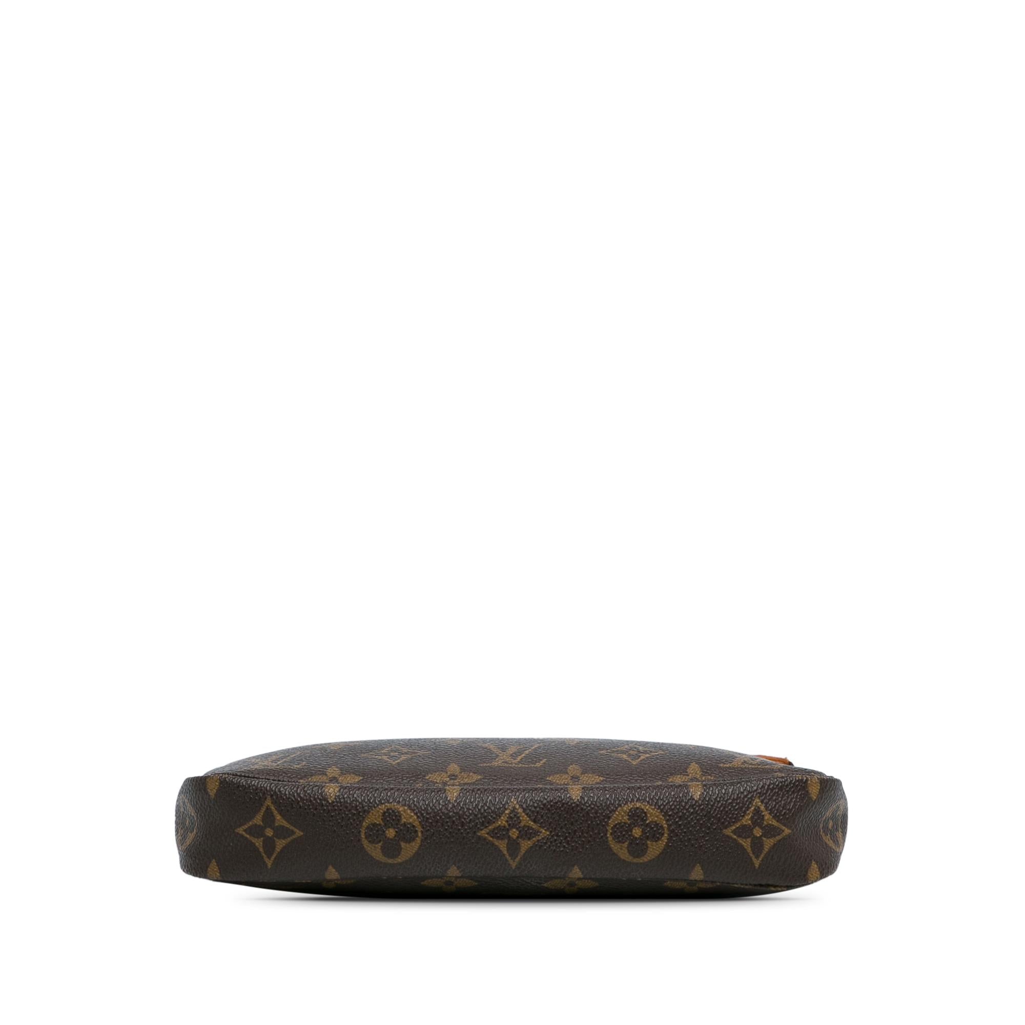 Louis Vuitton Monogram Pochette Accessoires (SHG-wYrsP3)