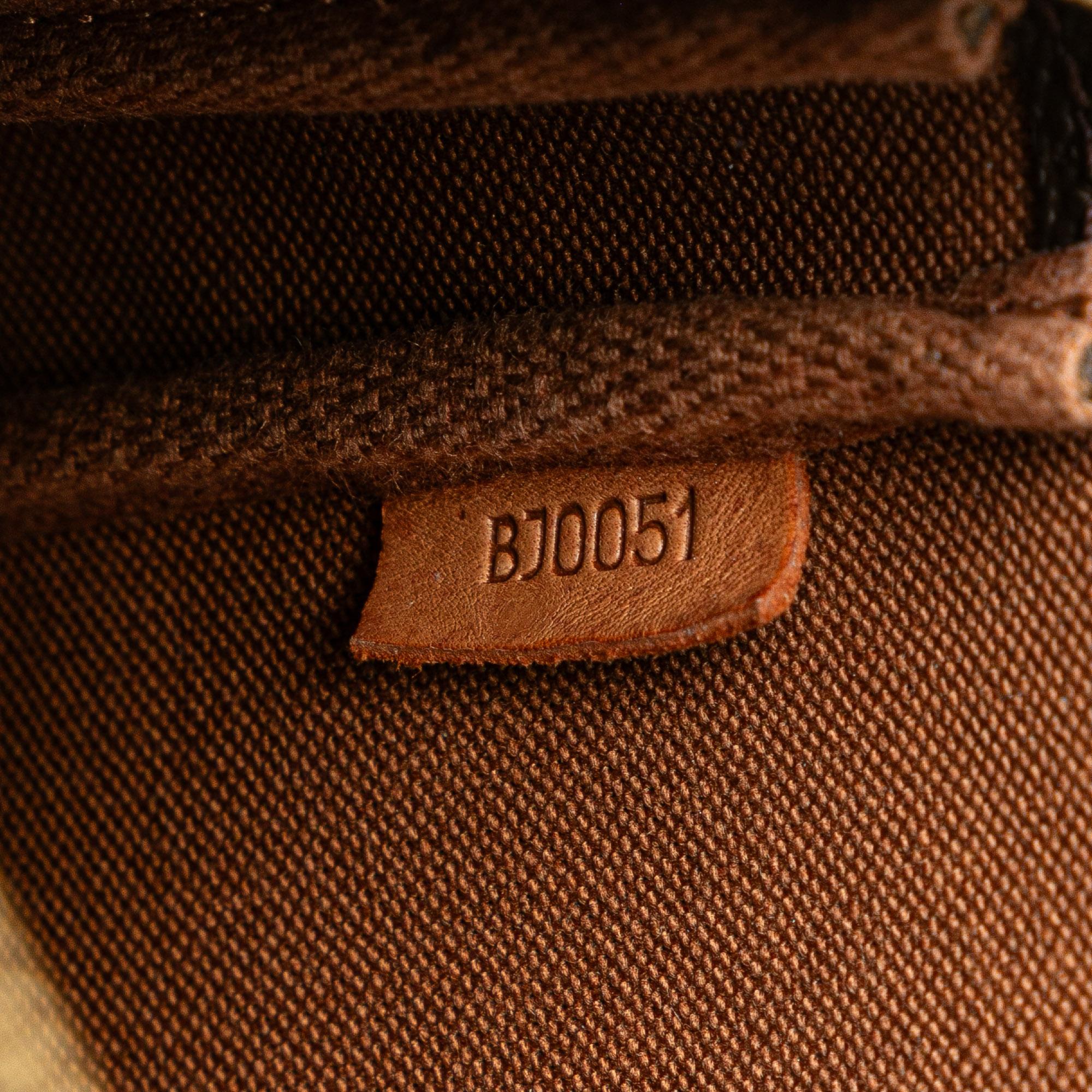 Louis Vuitton Monogram Pochette Accessoires (SHG-Wvh2XT)
