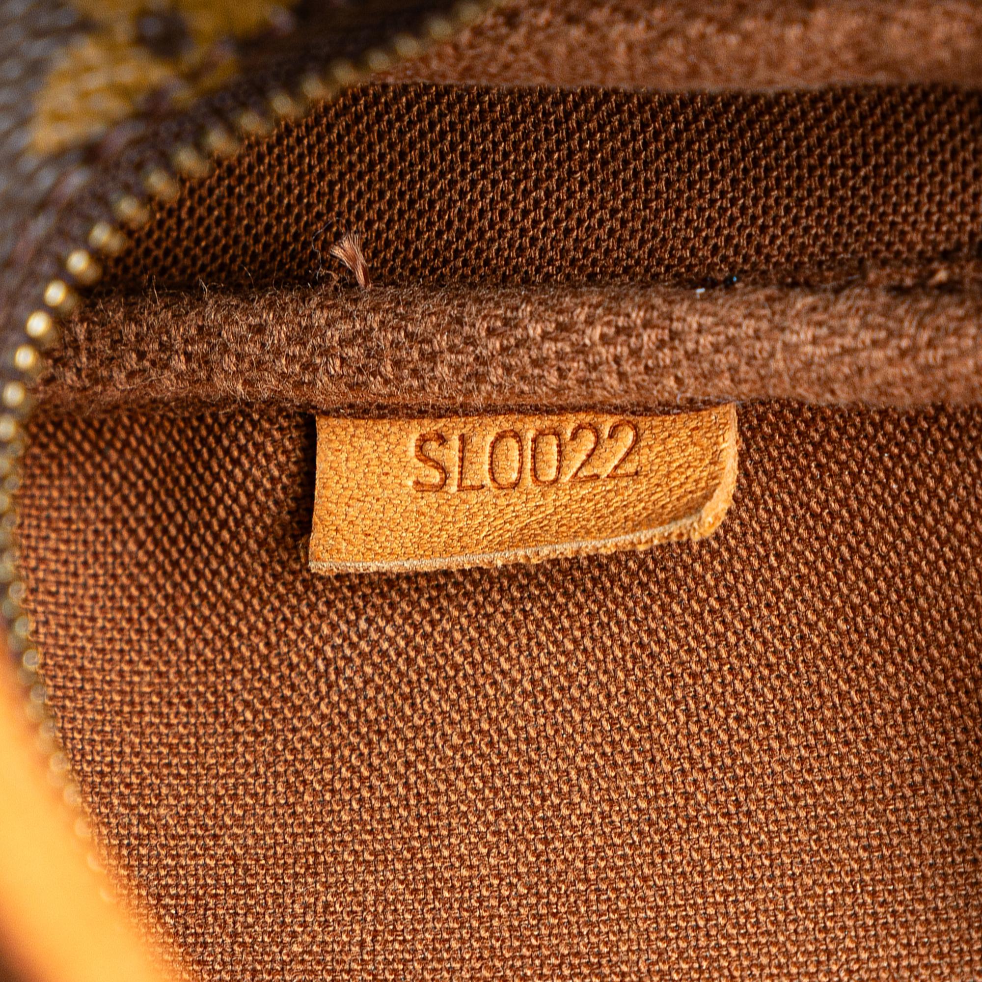 Louis Vuitton Monogram Pochette Accessoires (SHG-CVxdN7)