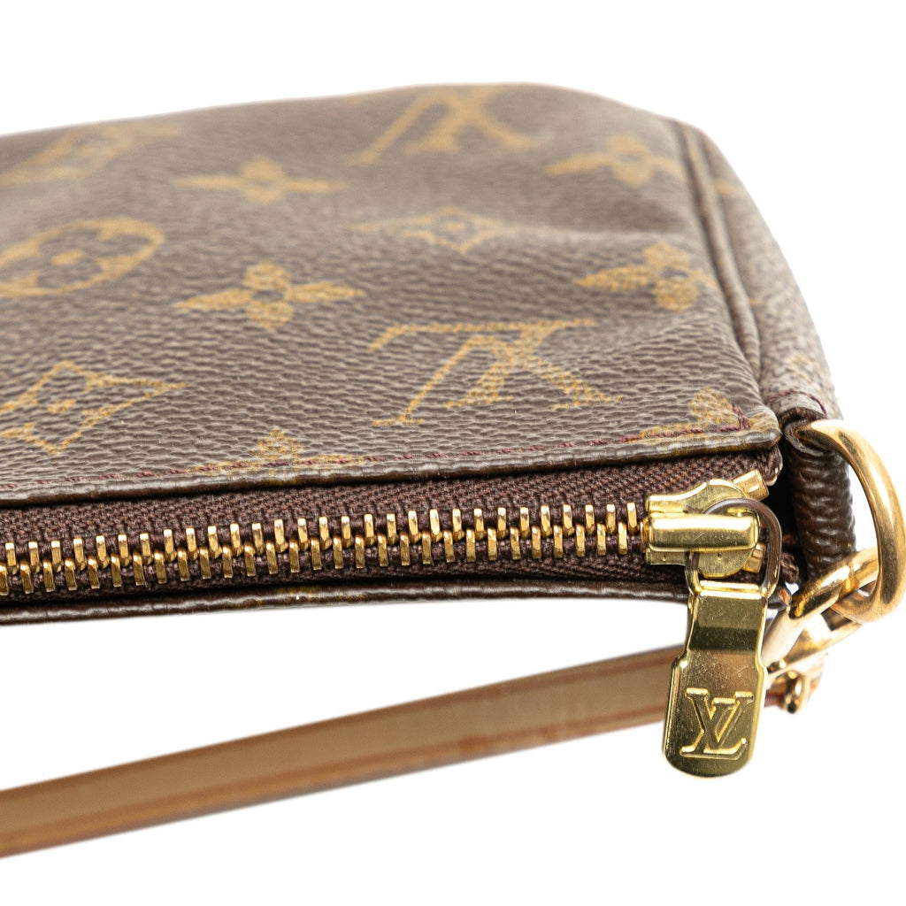 Louis Vuitton Monogram Pochette Accessoires (SHG-S6Y0Qu)