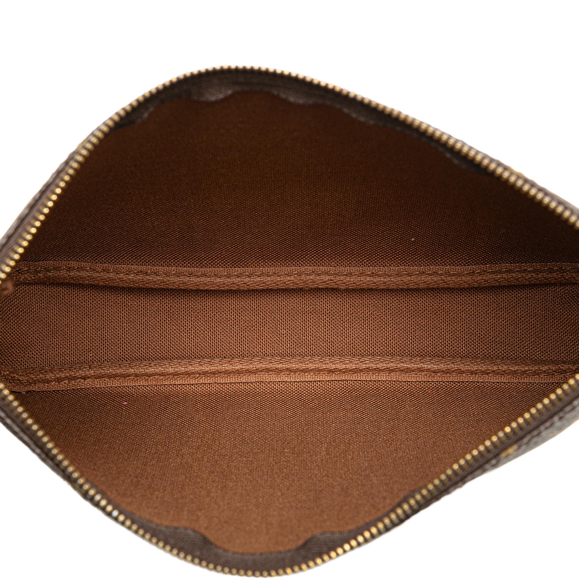 Louis Vuitton Monogram Pochette Accessoires (SHG-e3hc5M)