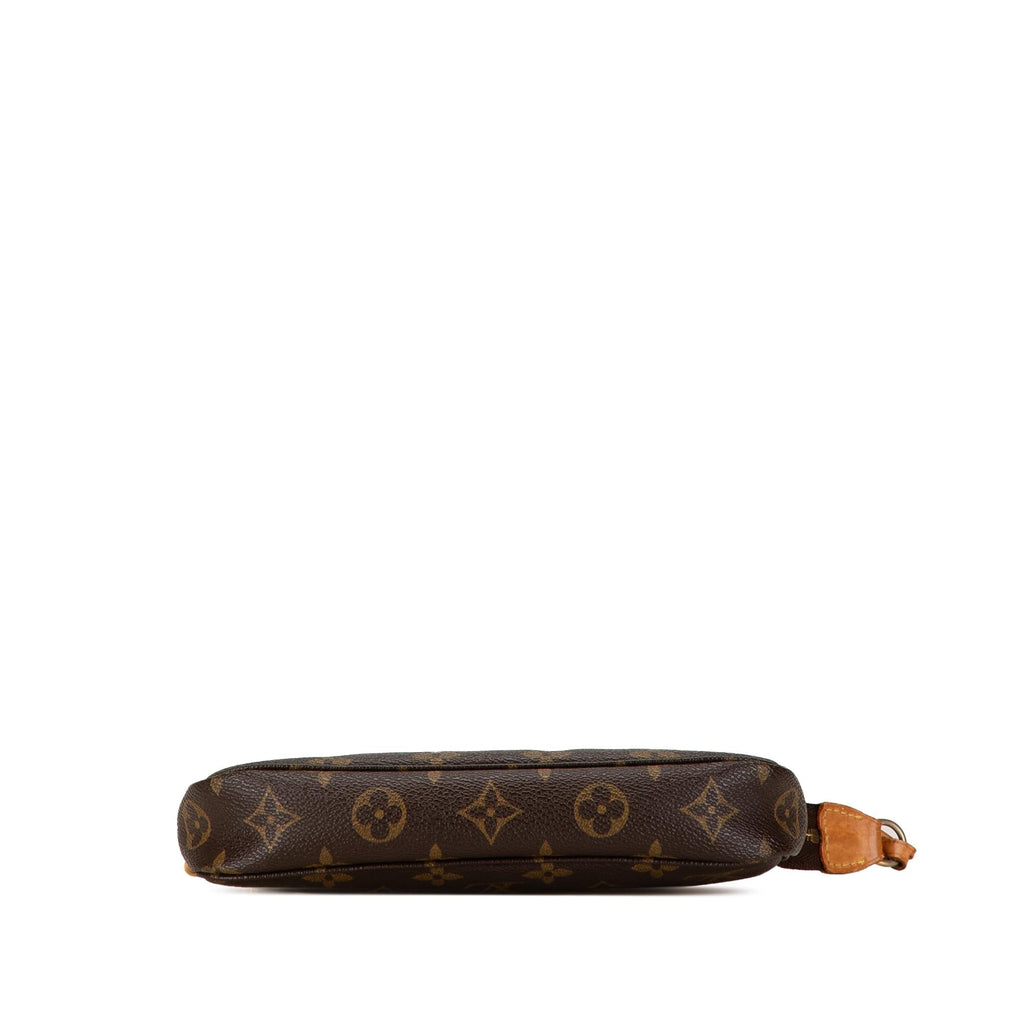 Louis Vuitton Monogram Pochette Accessoires (SHG-ct32UQ)