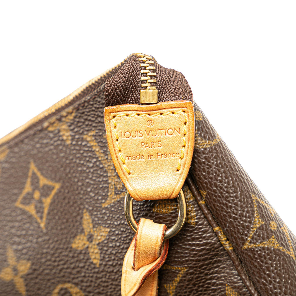 Louis Vuitton Monogram Pochette Accessoires (SHG-xrRHai)