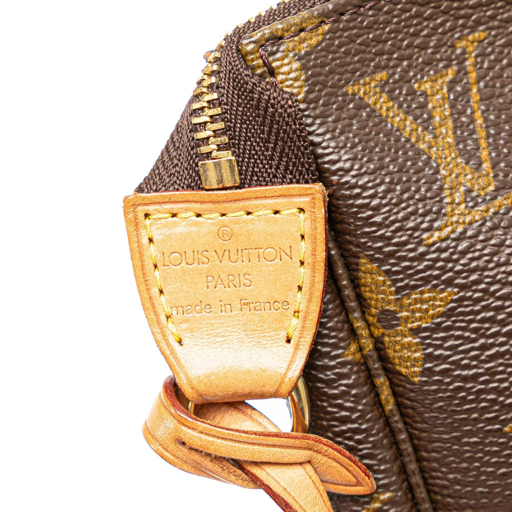 Louis Vuitton Monogram Pochette Accessoires (SHG-sBgHOz)