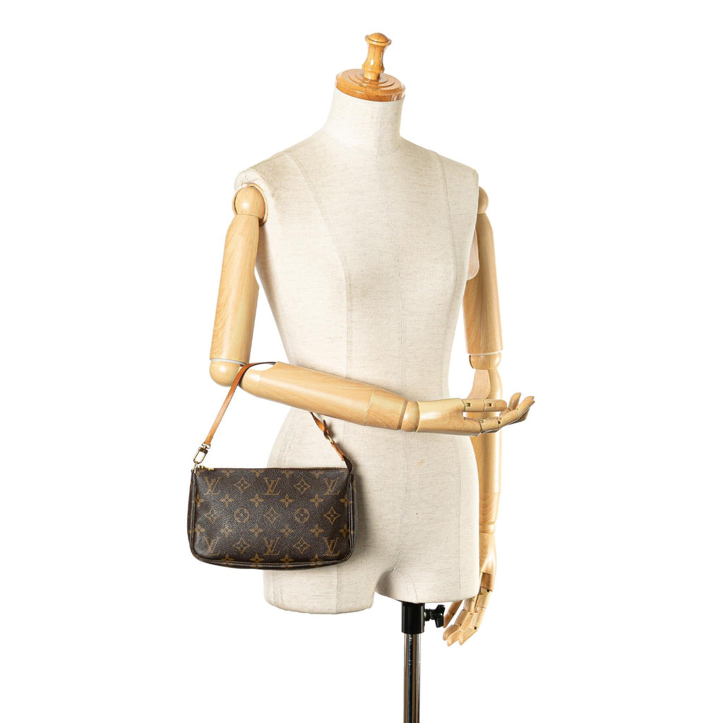 Louis Vuitton Monogram Pochette Accessoires (SHG-C6Azf7)